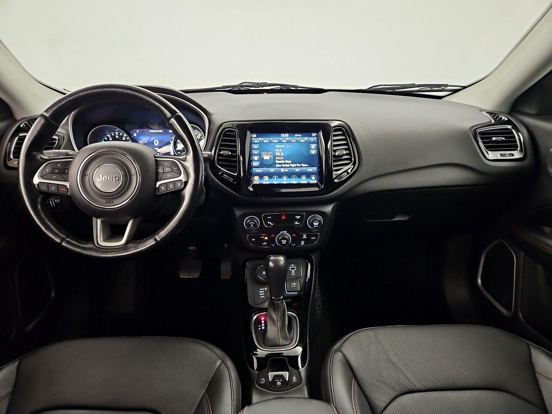 Thumbnail: 2021 Jeep Compass - 9