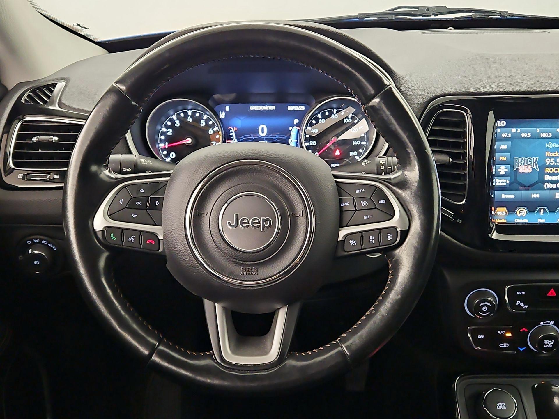 Thumbnail: 2021 Jeep Compass - 10