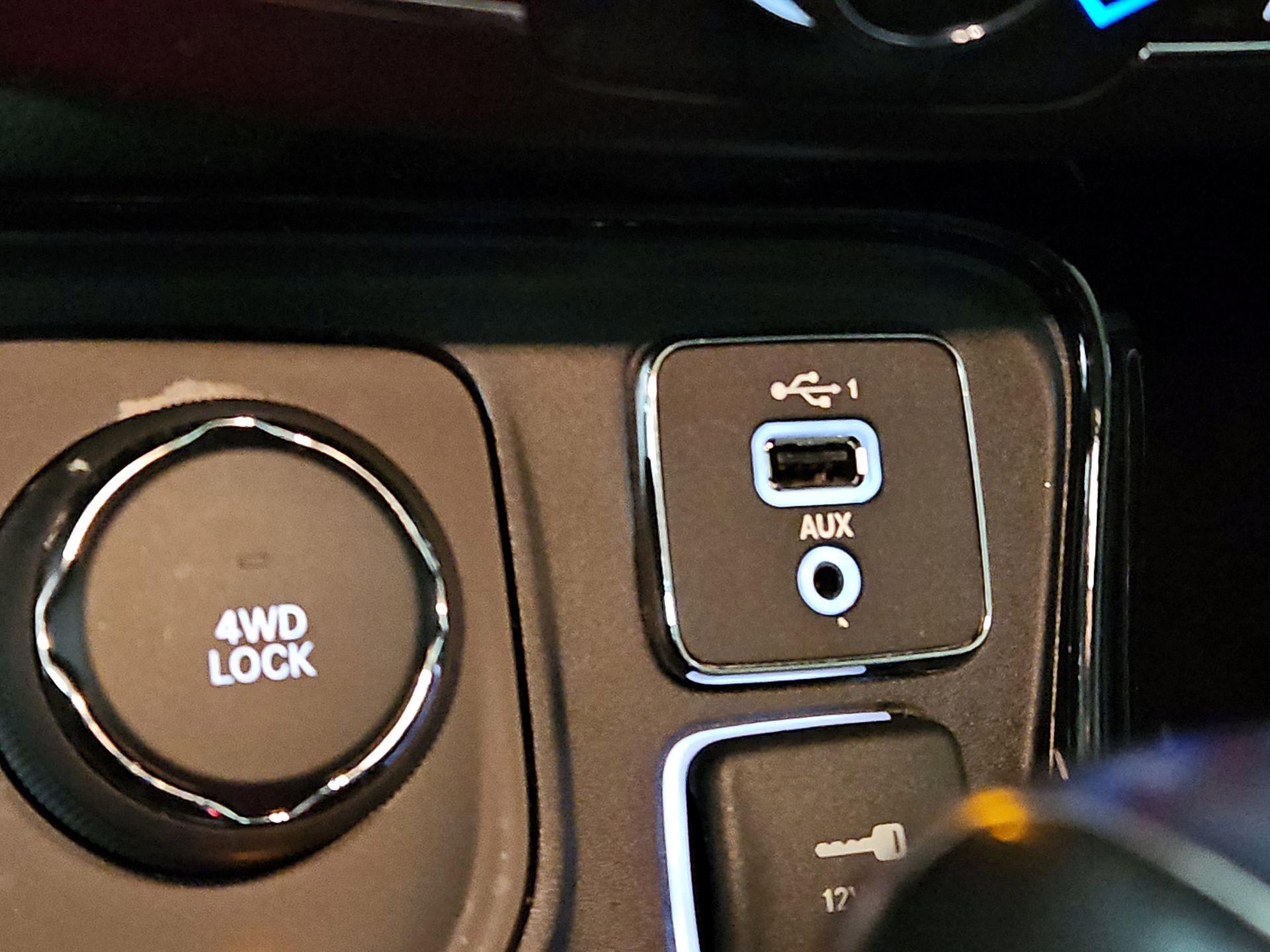 Thumbnail: 2021 Jeep Compass - 19