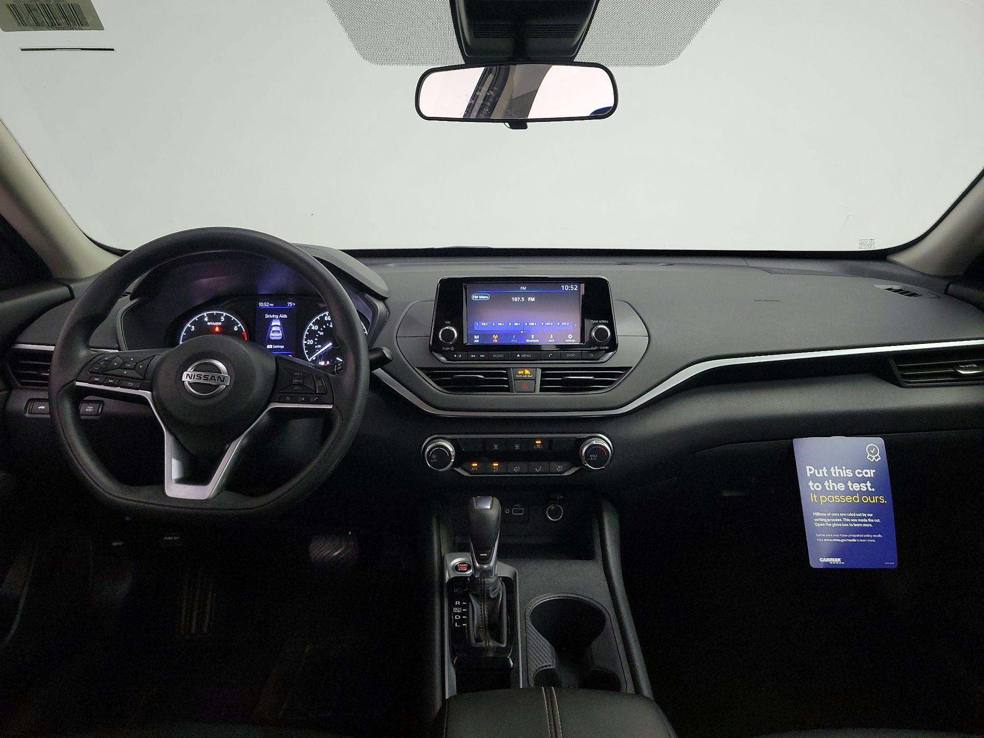 Thumbnail: 2021 Nissan Altima - 9