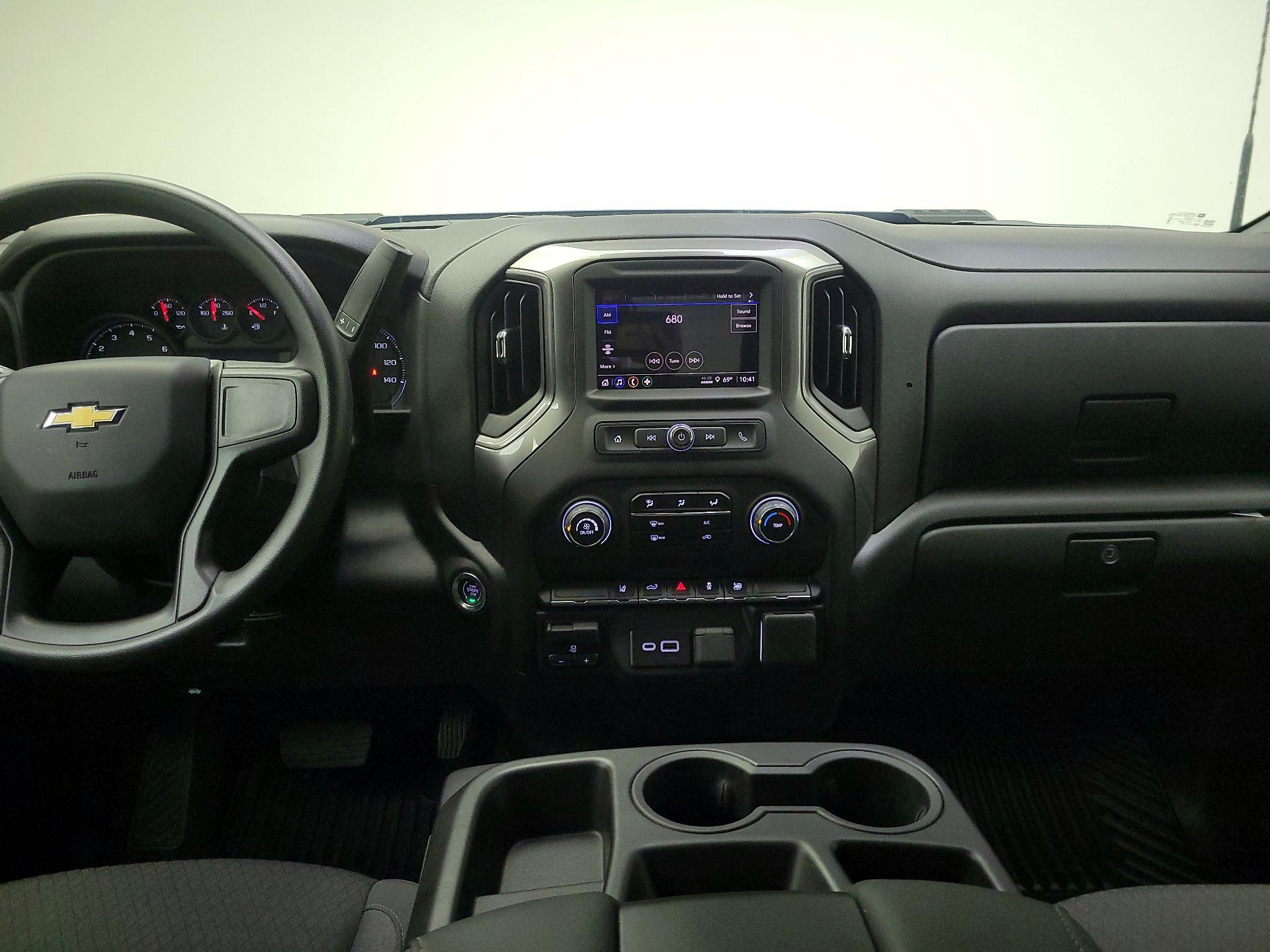 Thumbnail: 2025 Chevrolet Silverado 2500 - 9