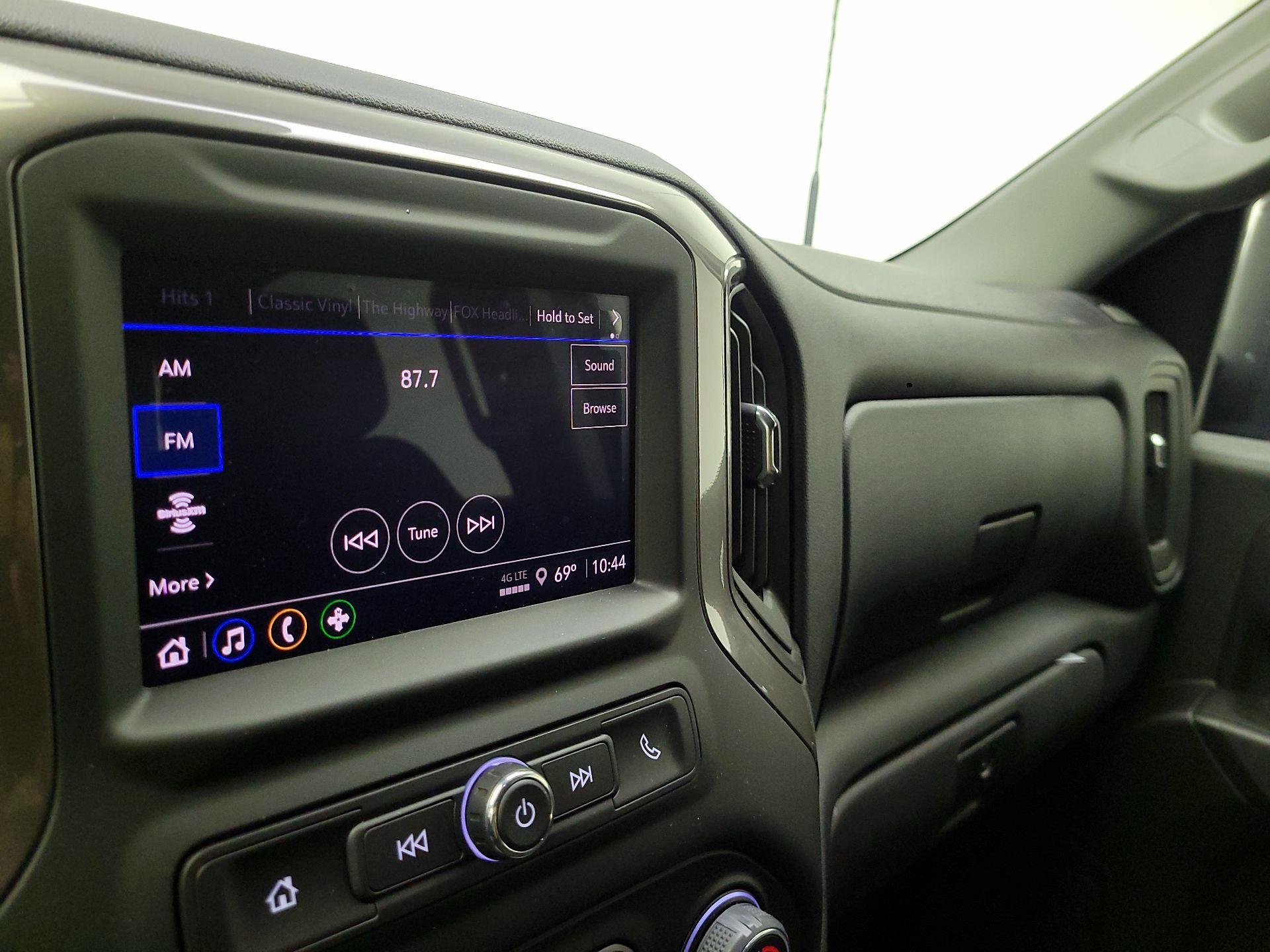 Thumbnail: 2025 Chevrolet Silverado 2500 - 16