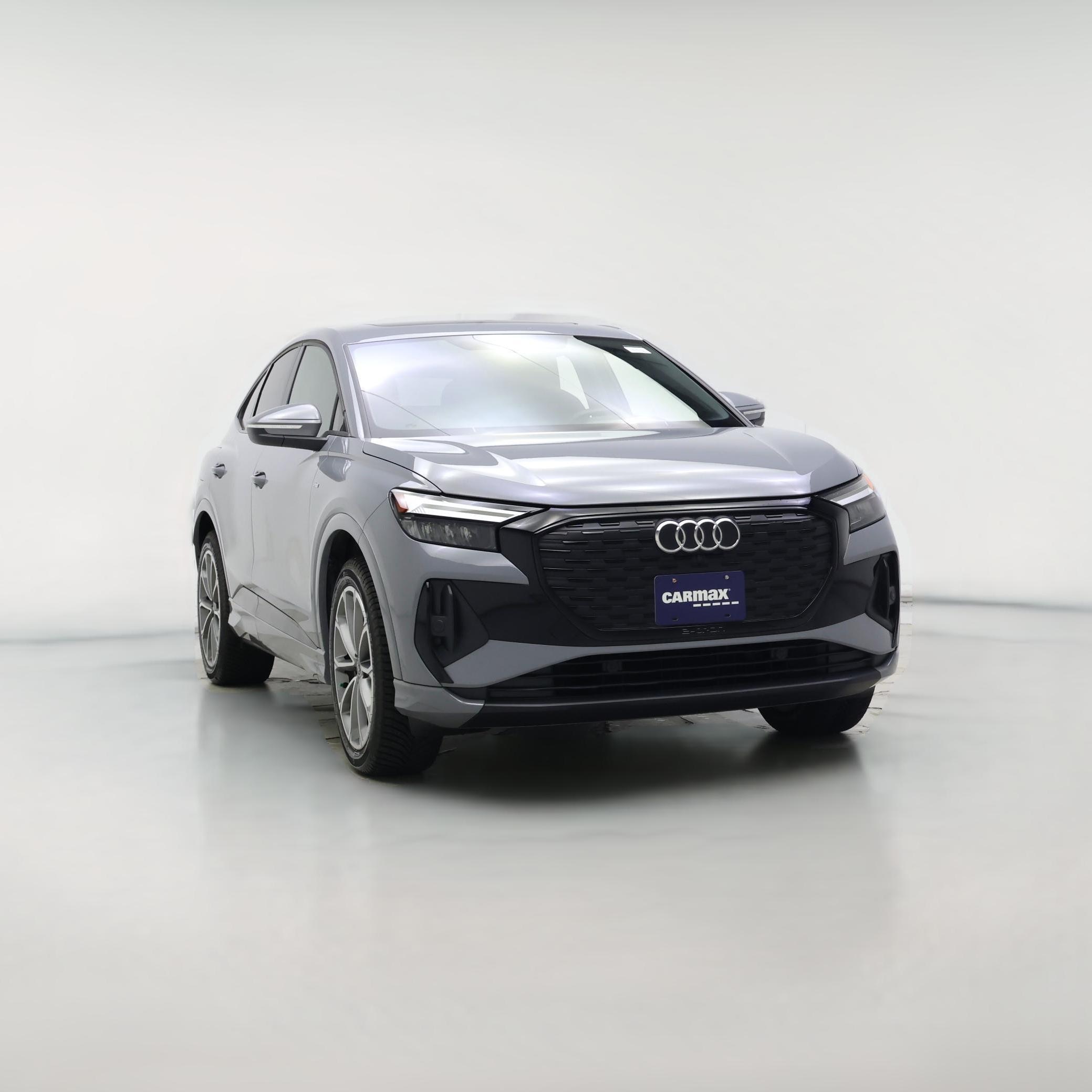 Thumbnail: 2022 Audi Q4 e-tron - 1
