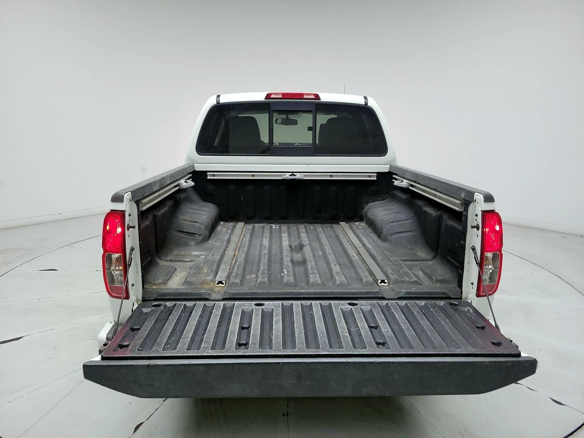 Thumbnail: 2019 Nissan Frontier - 20