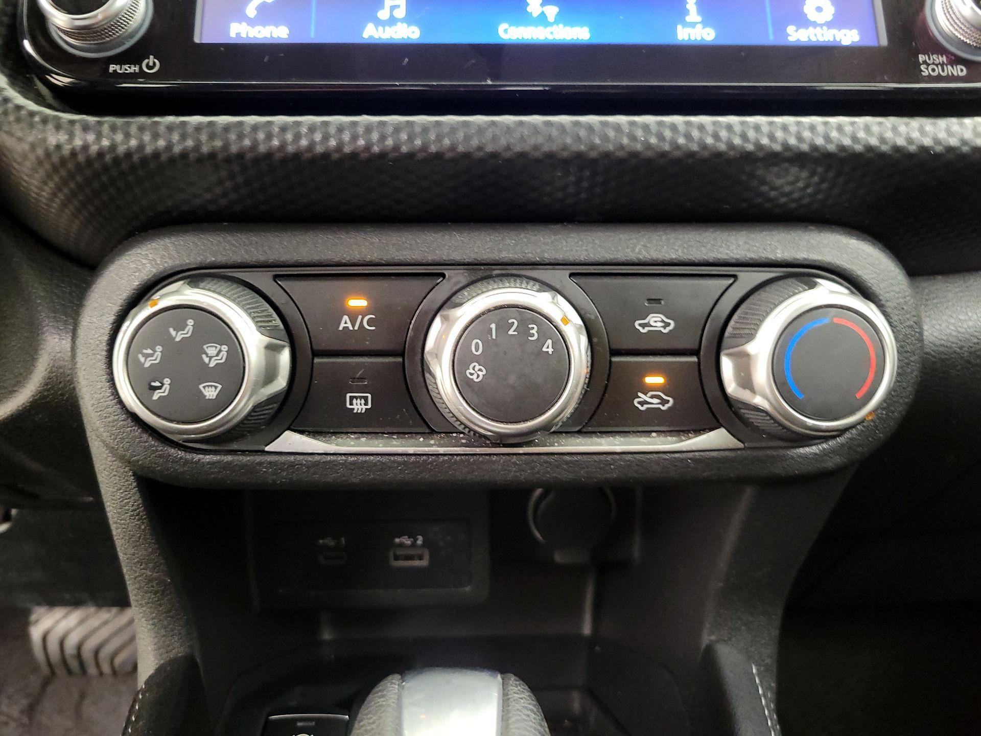 Thumbnail: 2023 Nissan Kicks - 15