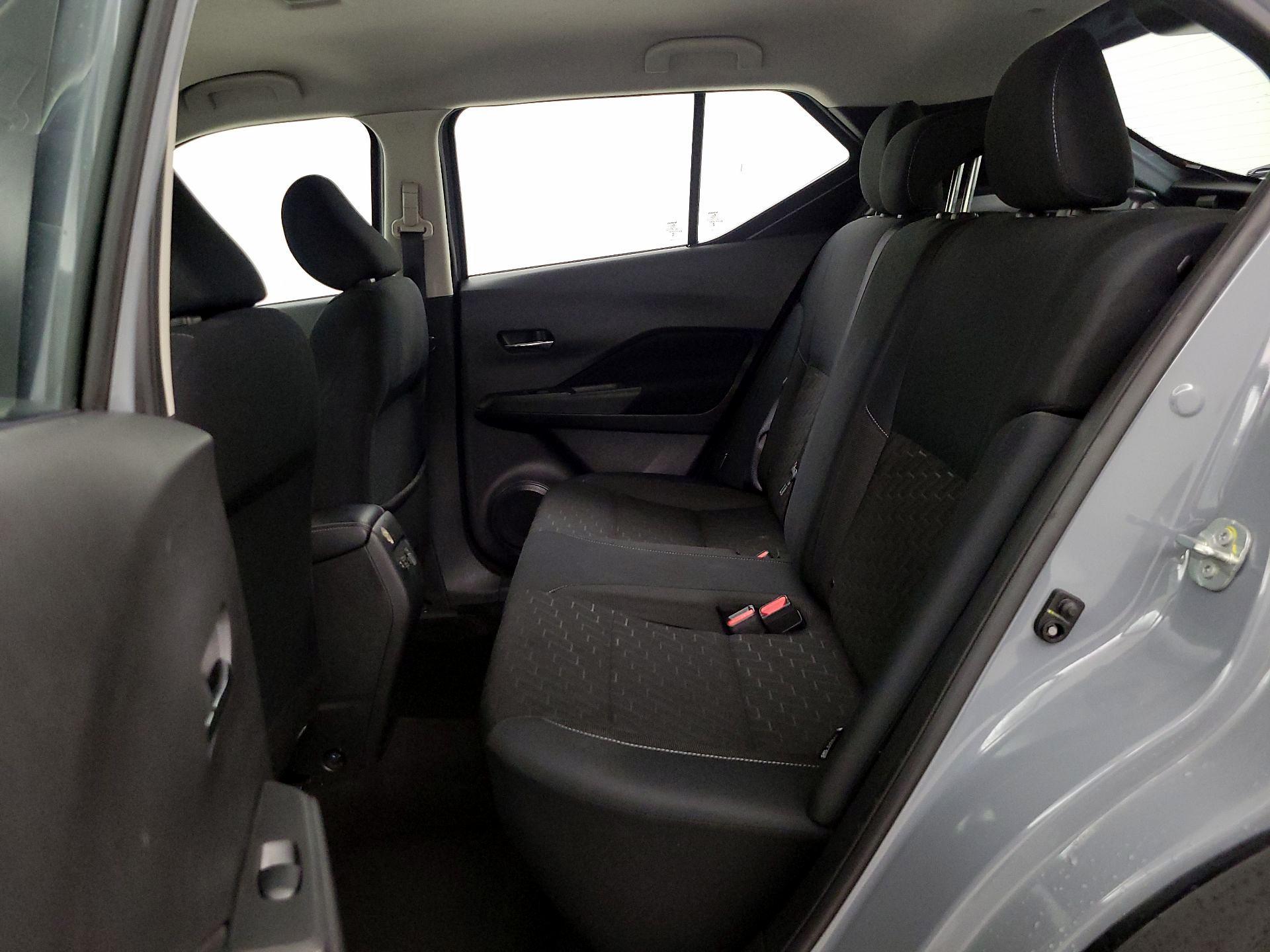 Thumbnail: 2023 Nissan Kicks - 18