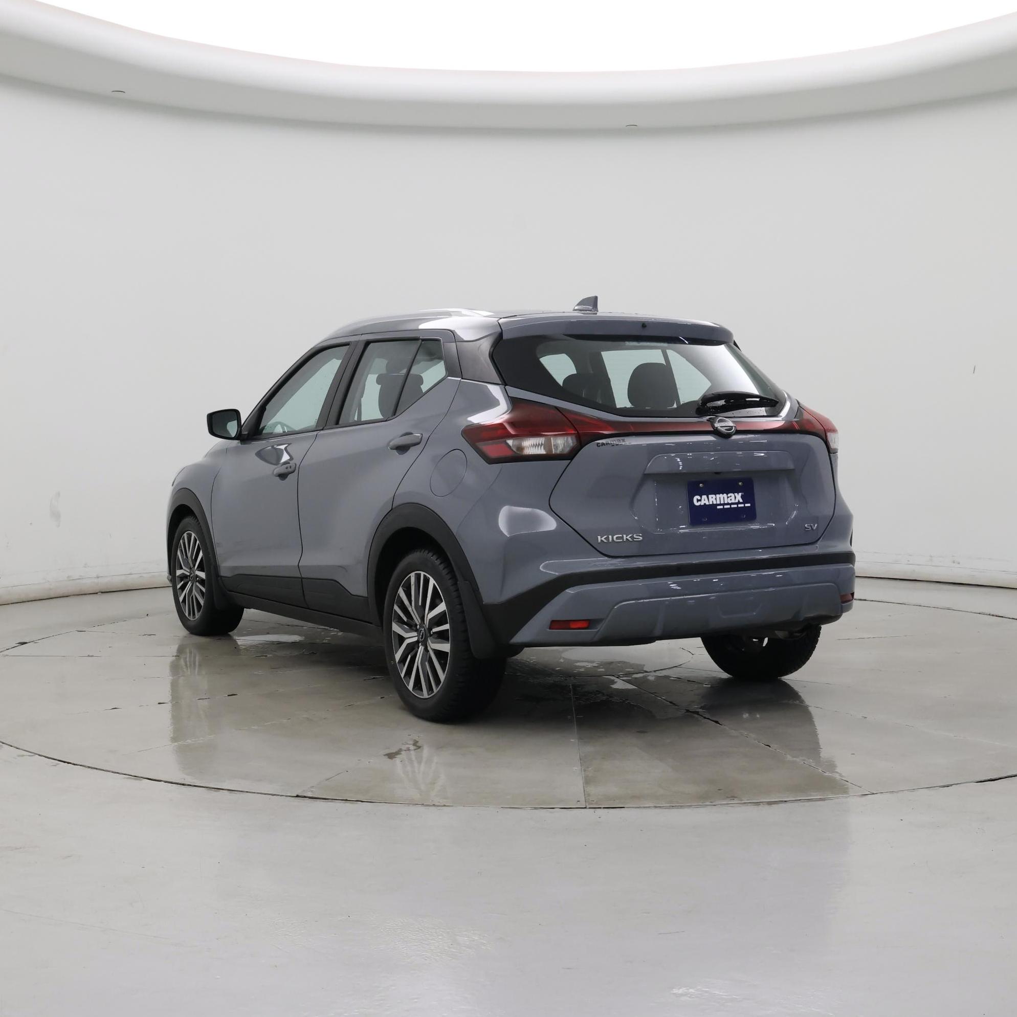 Thumbnail: 2023 Nissan Kicks - 2