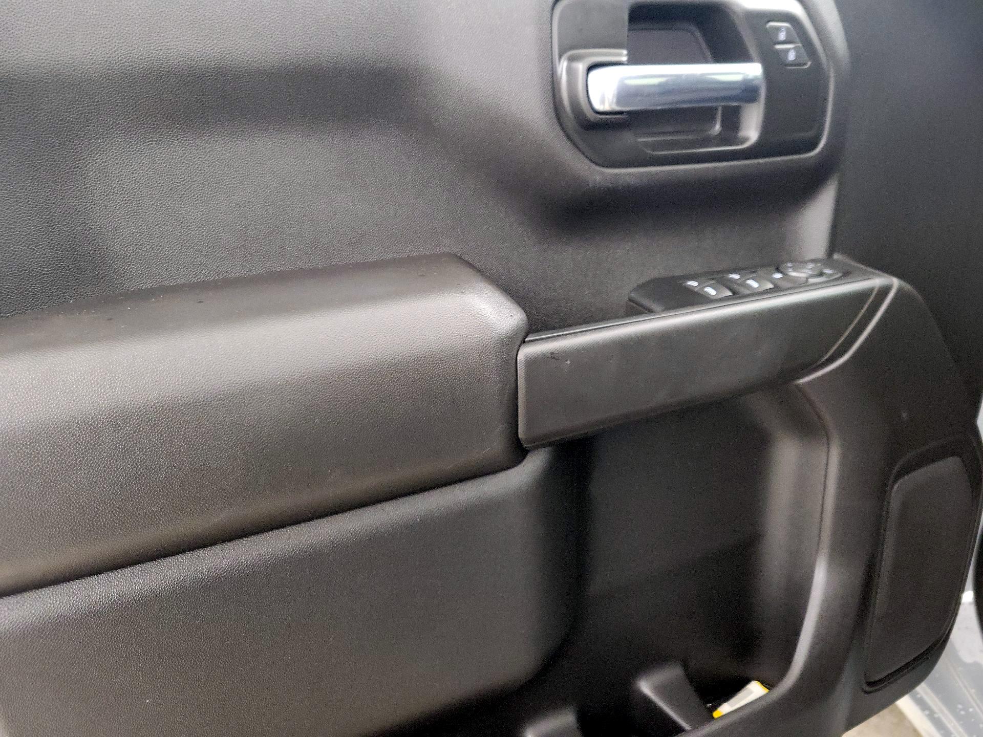Thumbnail: 2025 Chevrolet Silverado 1500 - 12