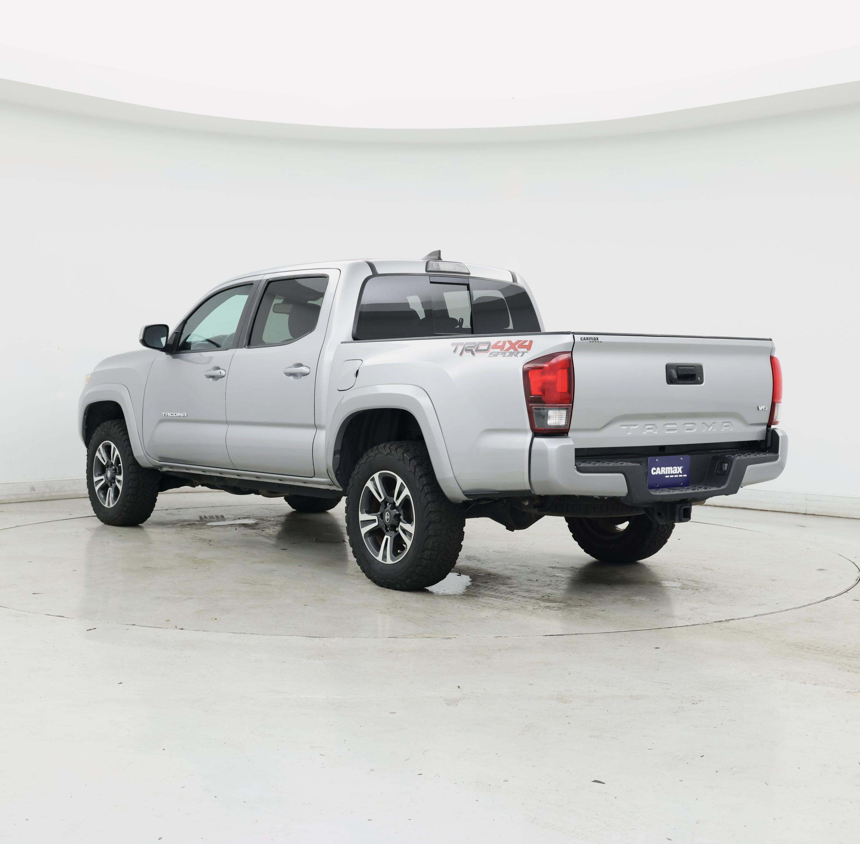Thumbnail: 2018 Toyota Tacoma - 2