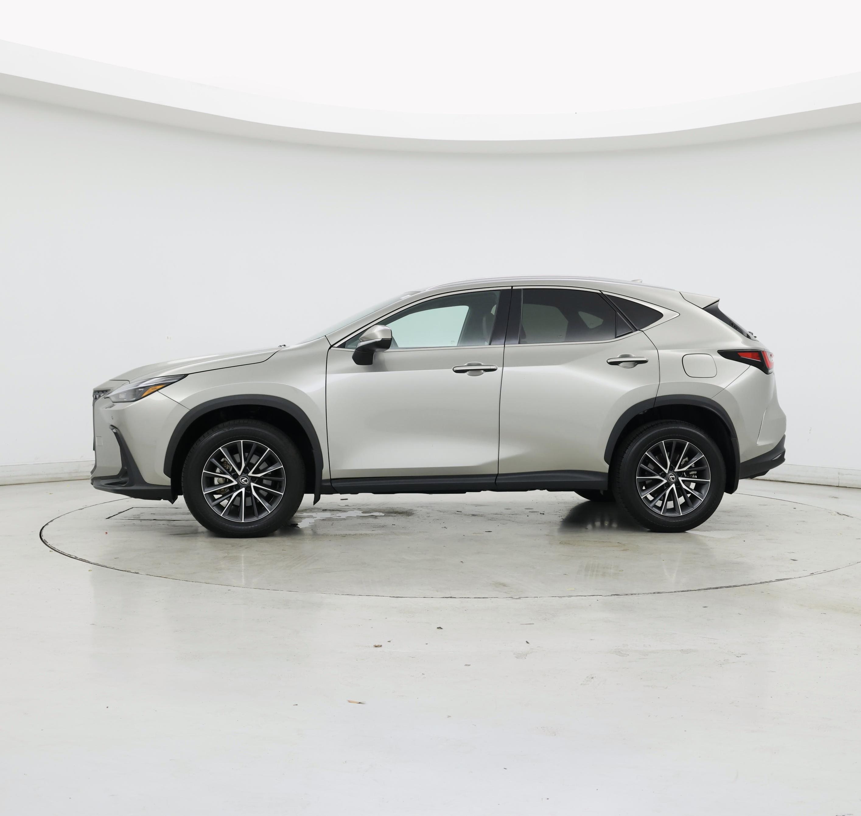 Thumbnail: 2024 Lexus NX - 3