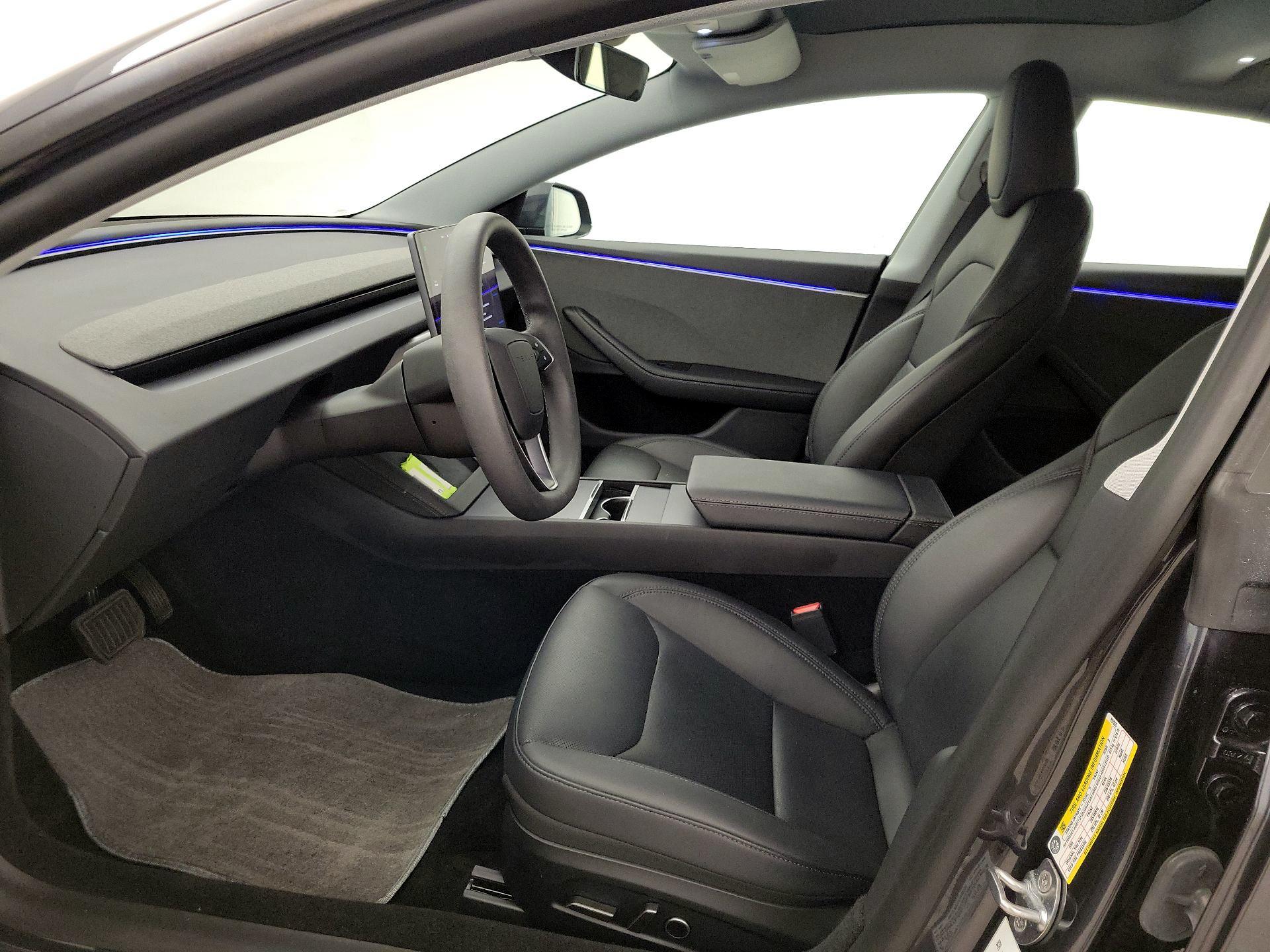 Thumbnail: 2025 Tesla Model 3 - 11
