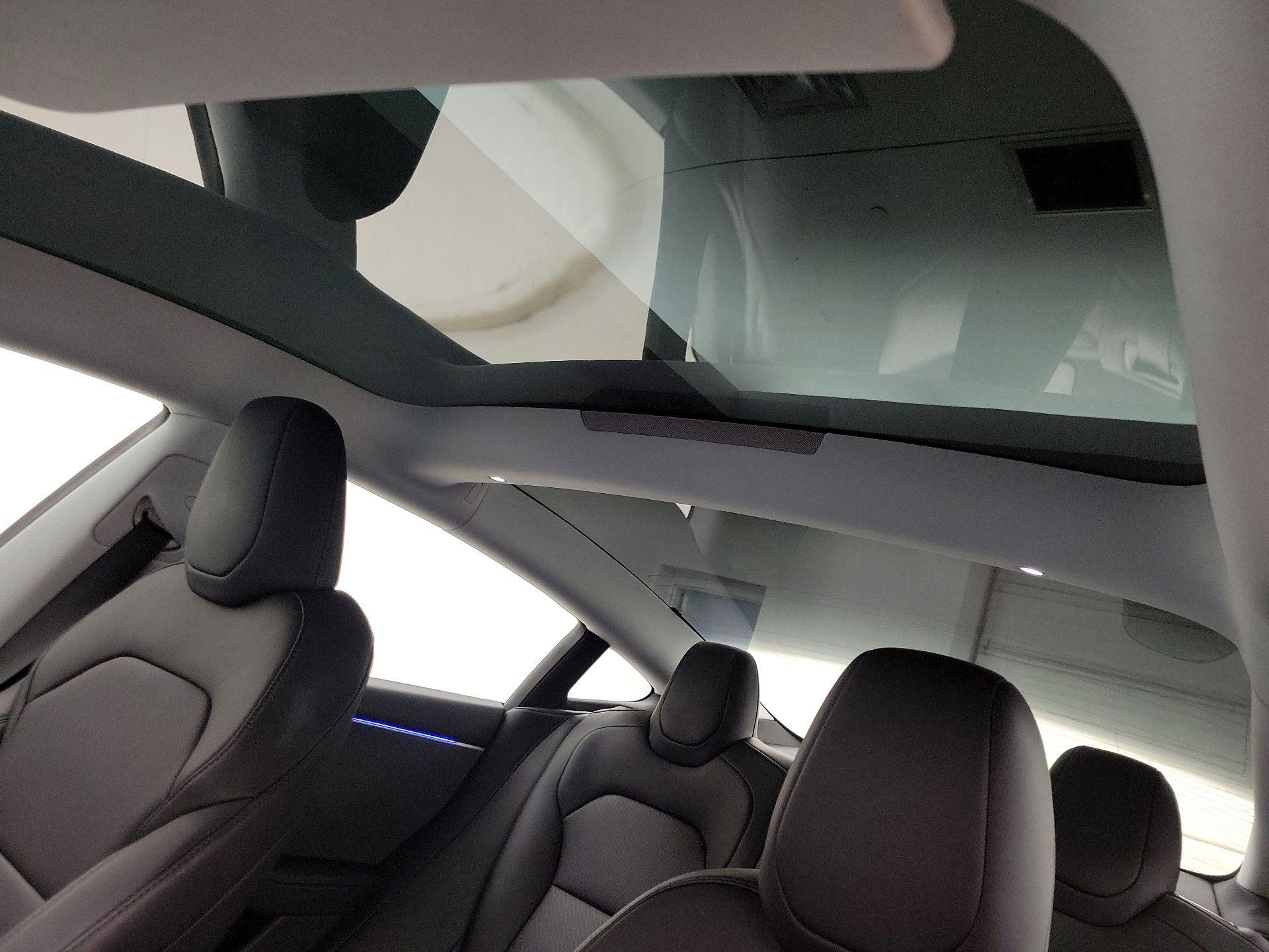 Thumbnail: 2025 Tesla Model 3 - 19