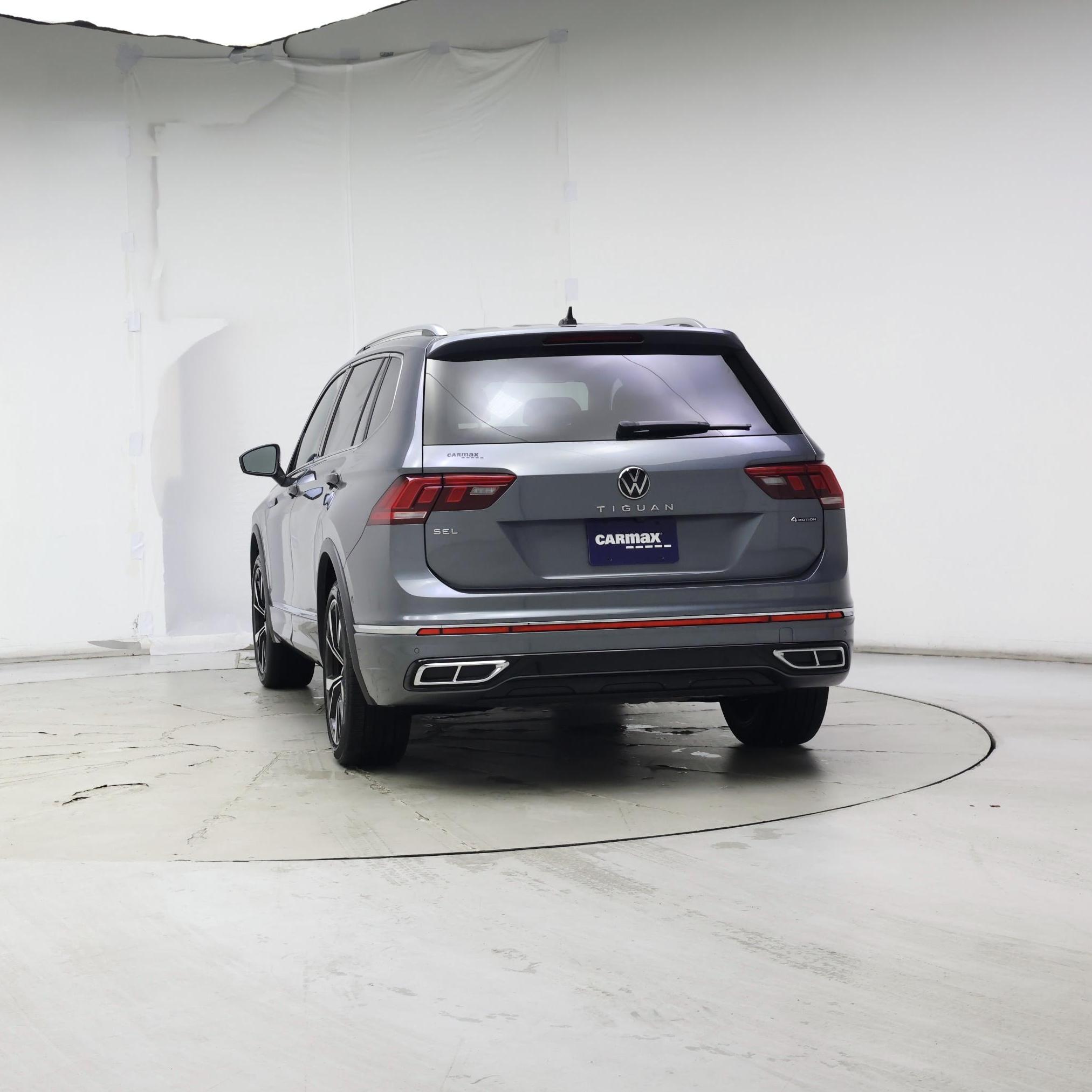 Thumbnail: 2022 Volkswagen Tiguan - 6