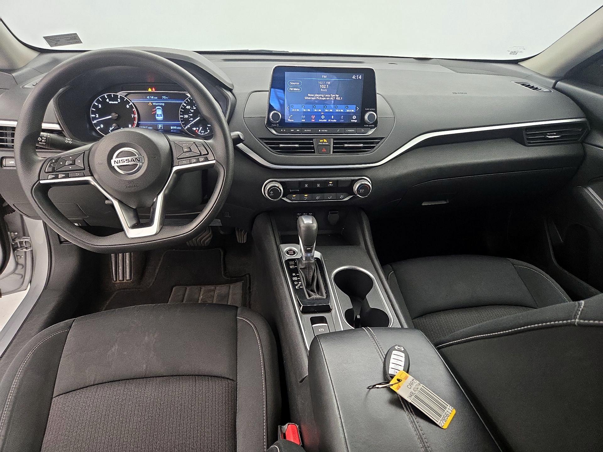 Thumbnail: 2022 Nissan Altima - 9