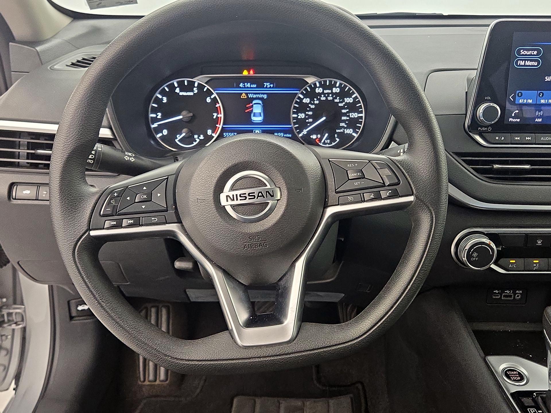 Thumbnail: 2022 Nissan Altima - 10