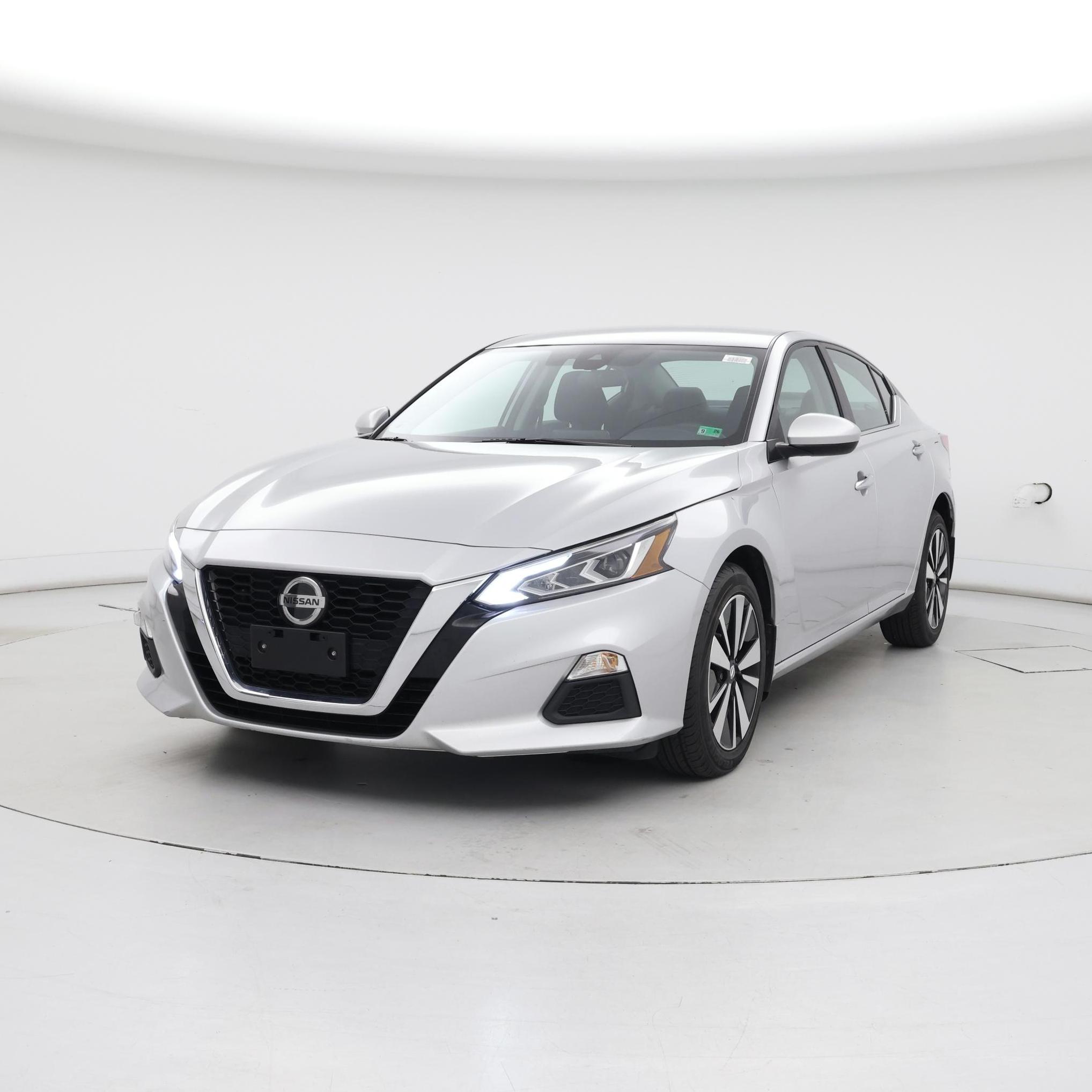 Thumbnail: 2022 Nissan Altima - 4