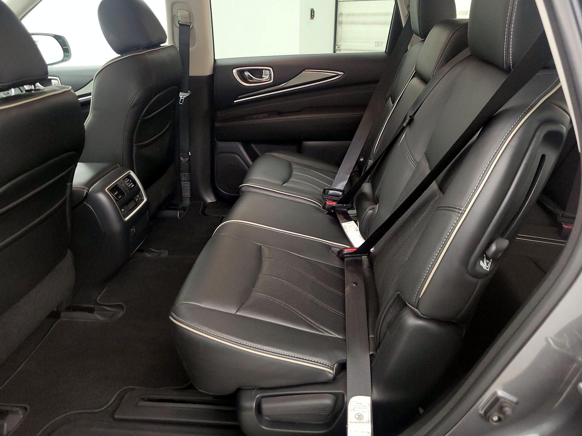 Thumbnail: 2017 INFINITI QX60 - 20