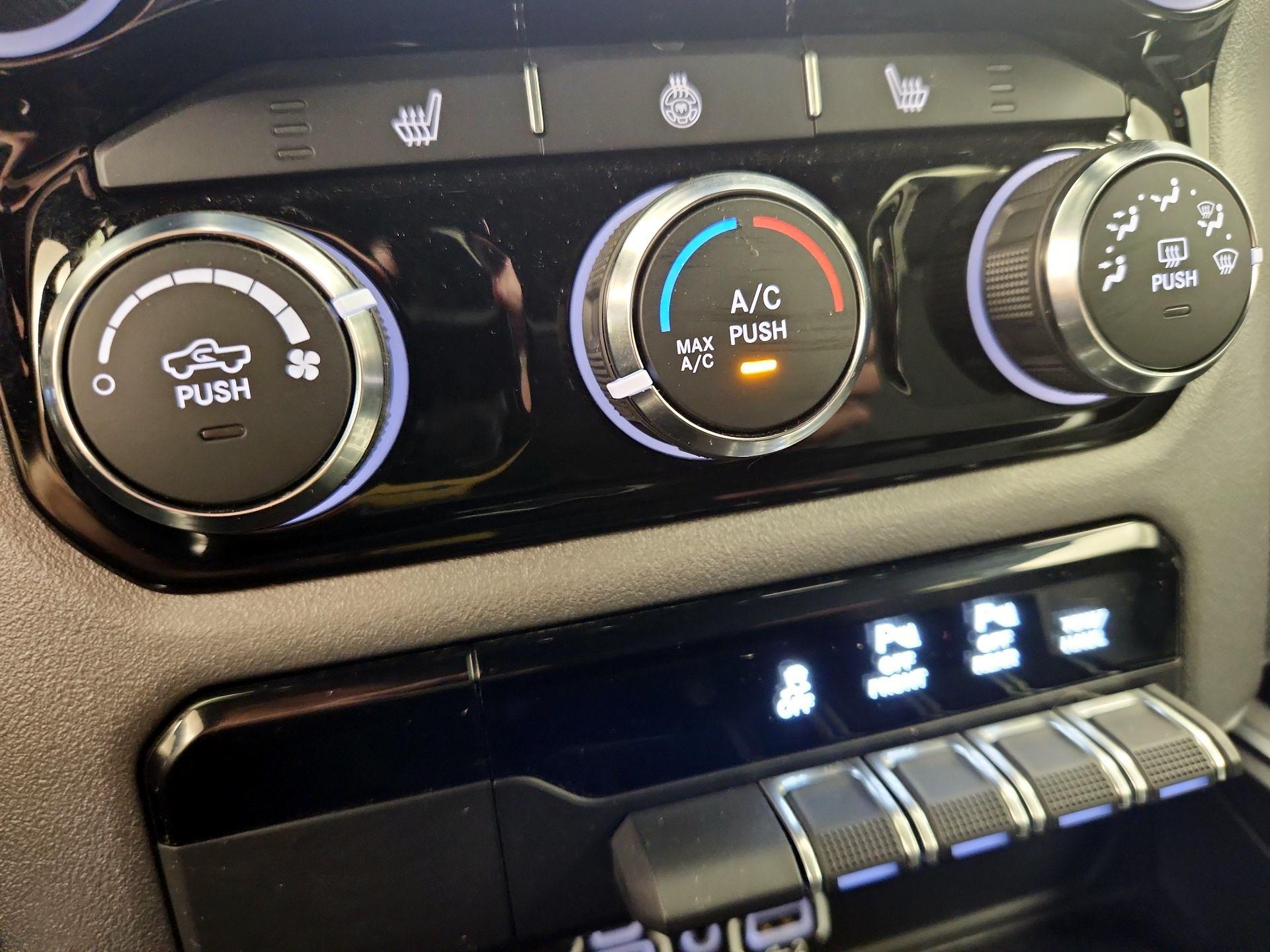 Thumbnail: 2025 RAM 1500 - 16