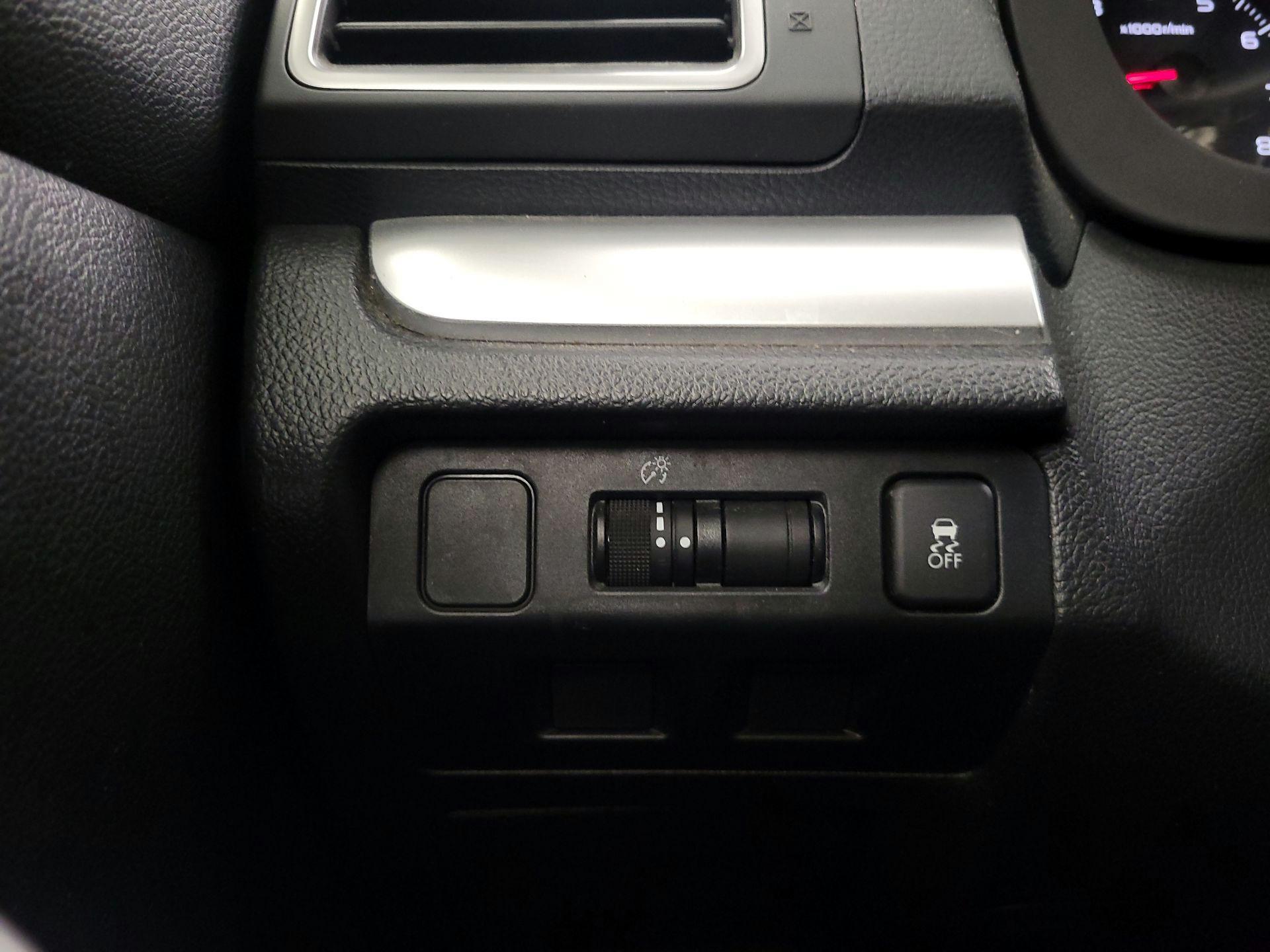 Thumbnail: 2015 Subaru Impreza - 13