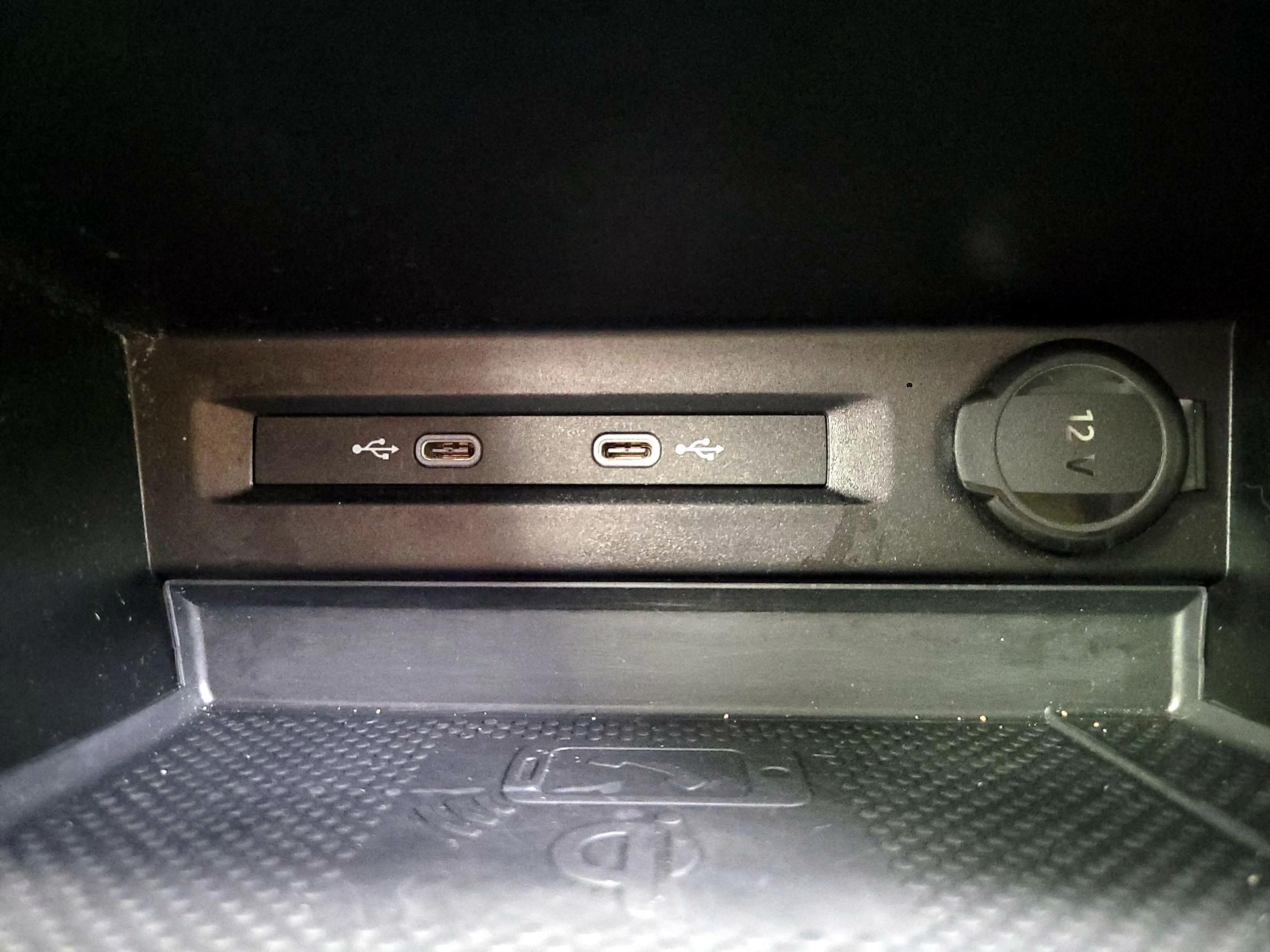 Thumbnail: 2021 Volkswagen Tiguan - 19