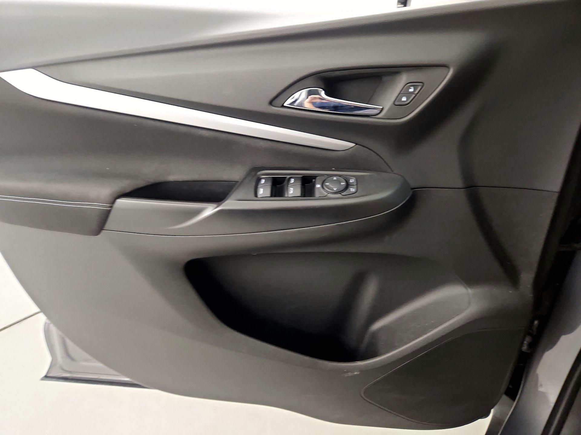 Thumbnail: 2023 Chevrolet Bolt EUV - 12