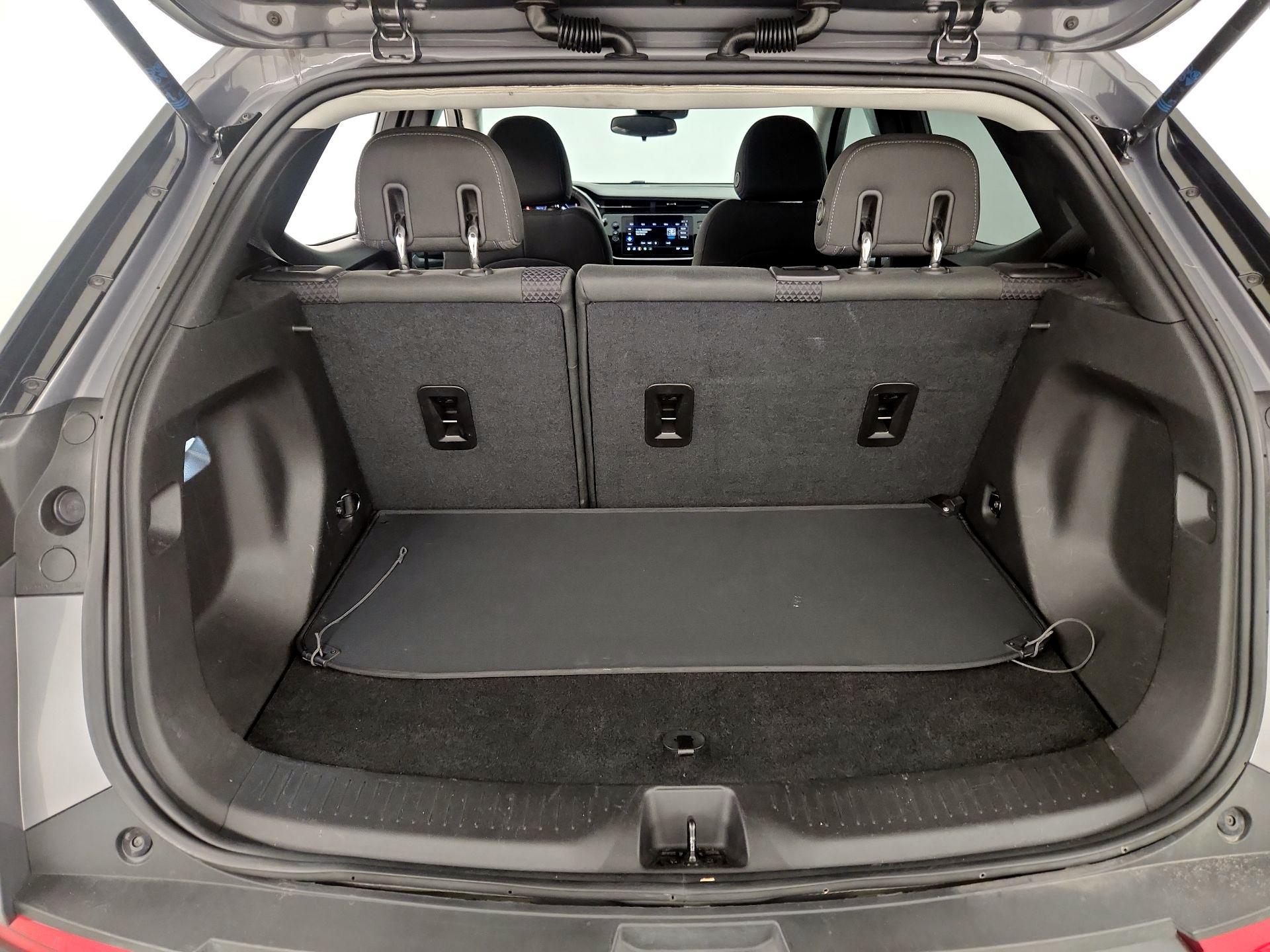 Thumbnail: 2023 Chevrolet Bolt EUV - 20