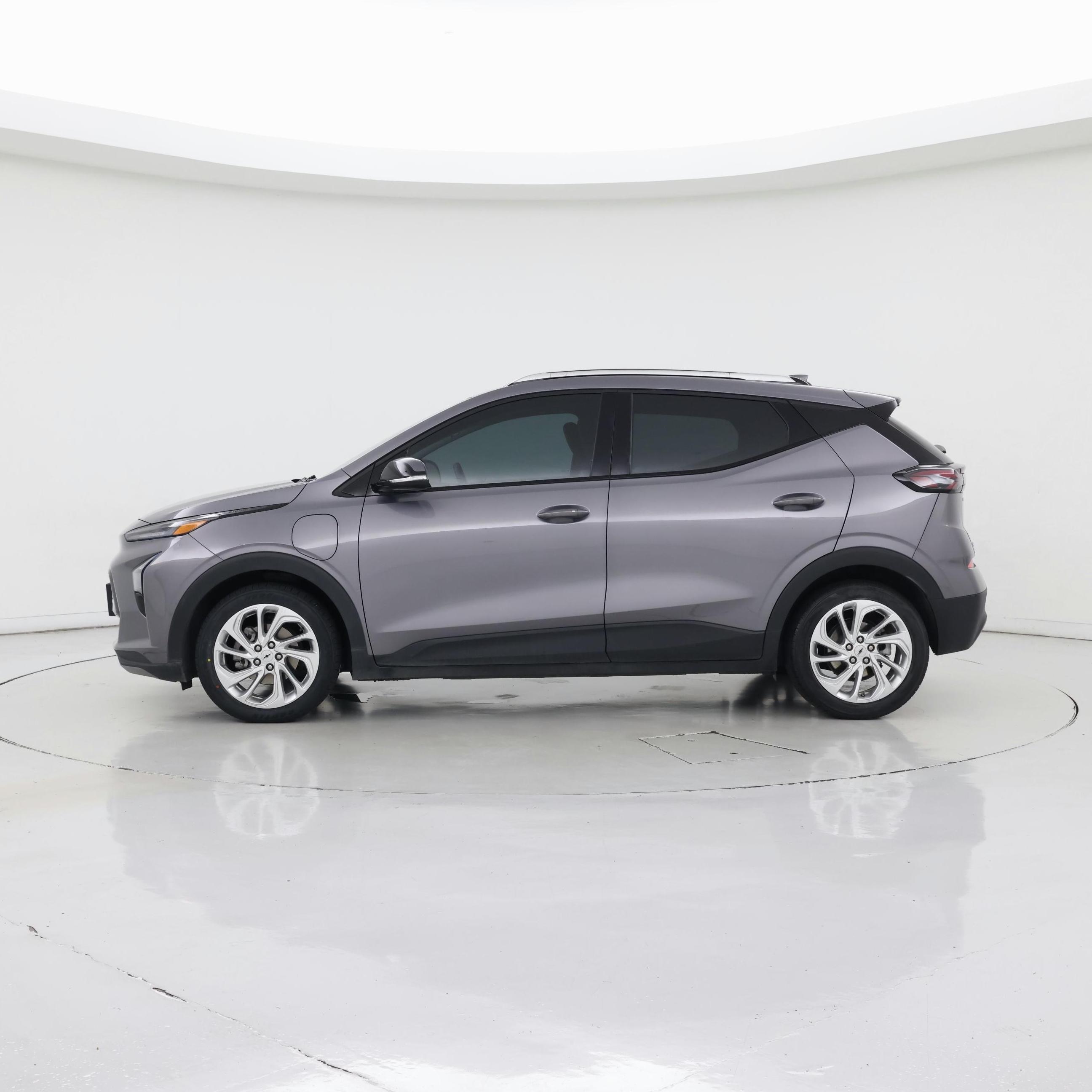 Thumbnail: 2023 Chevrolet Bolt EUV - 3