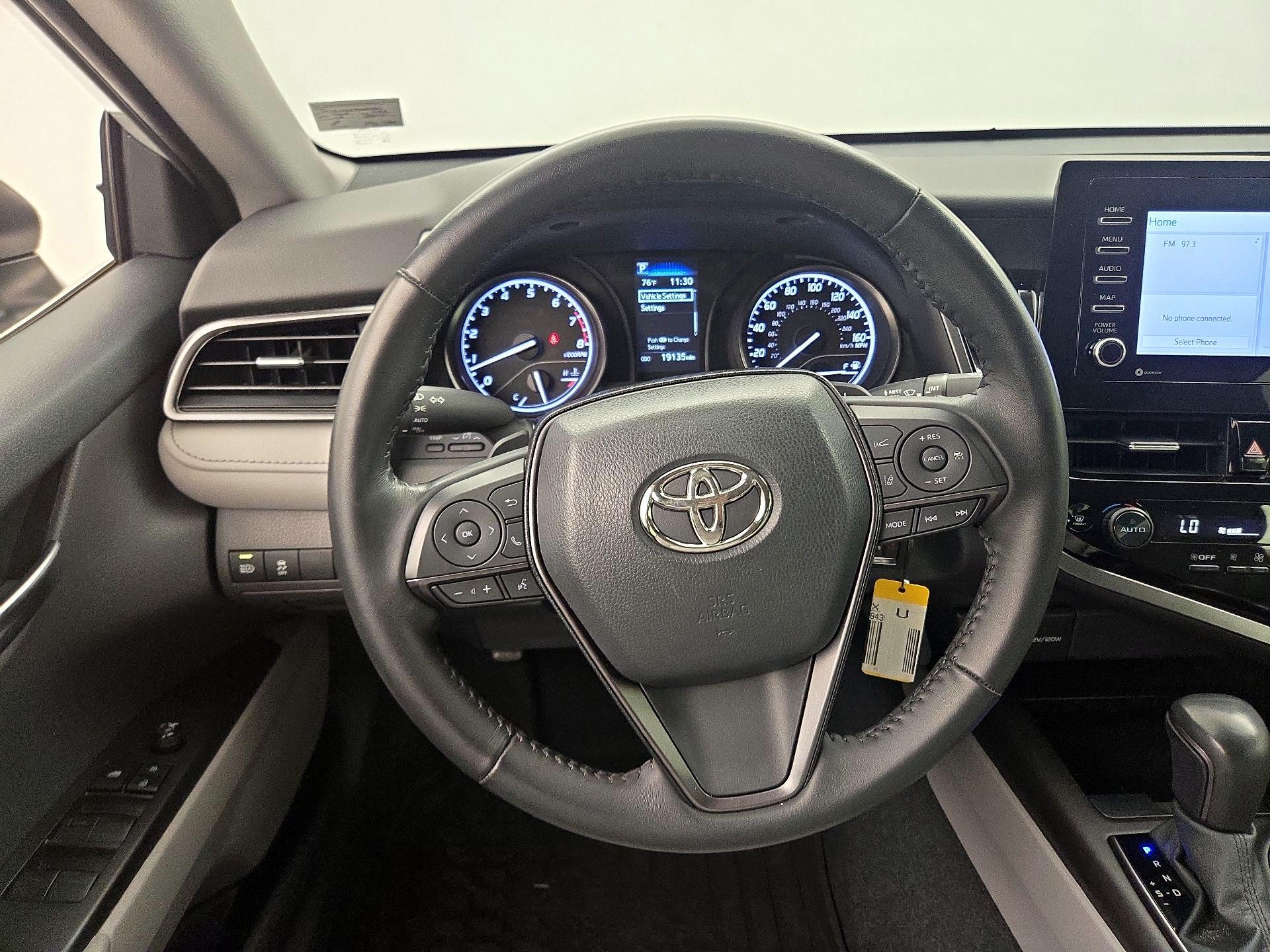Thumbnail: 2023 Toyota Camry - 10