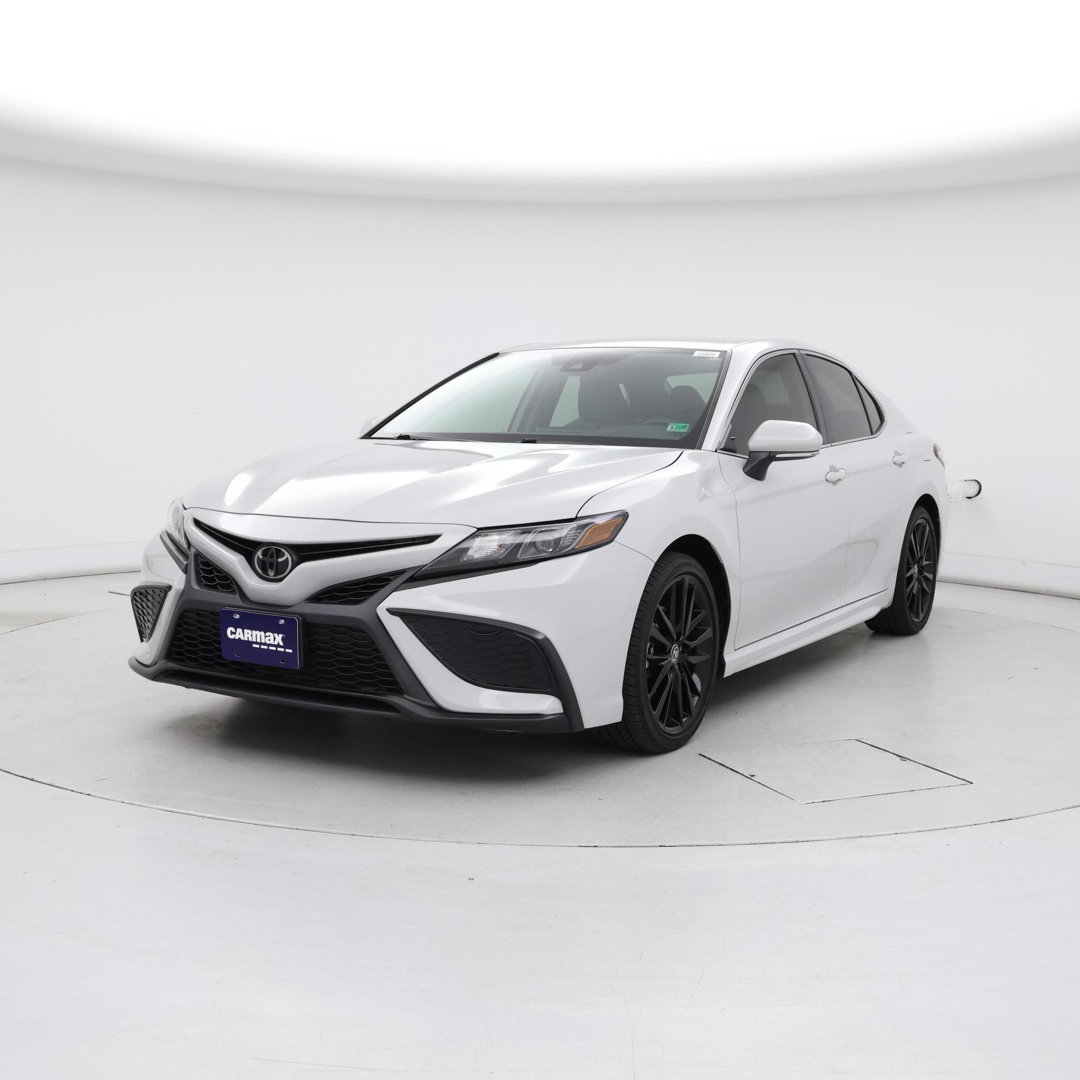 Thumbnail: 2023 Toyota Camry - 4