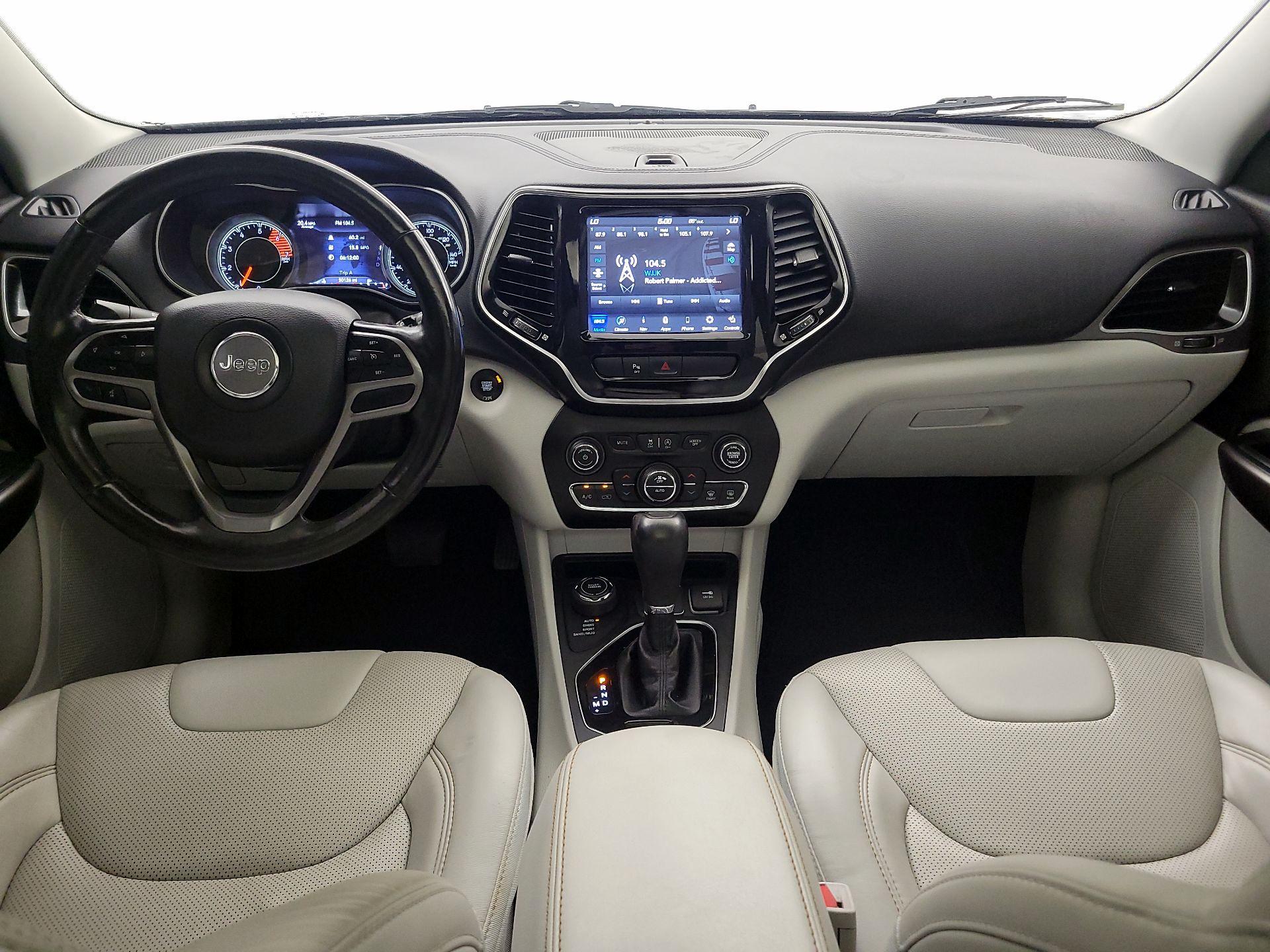 Thumbnail: 2020 Jeep Cherokee - 9