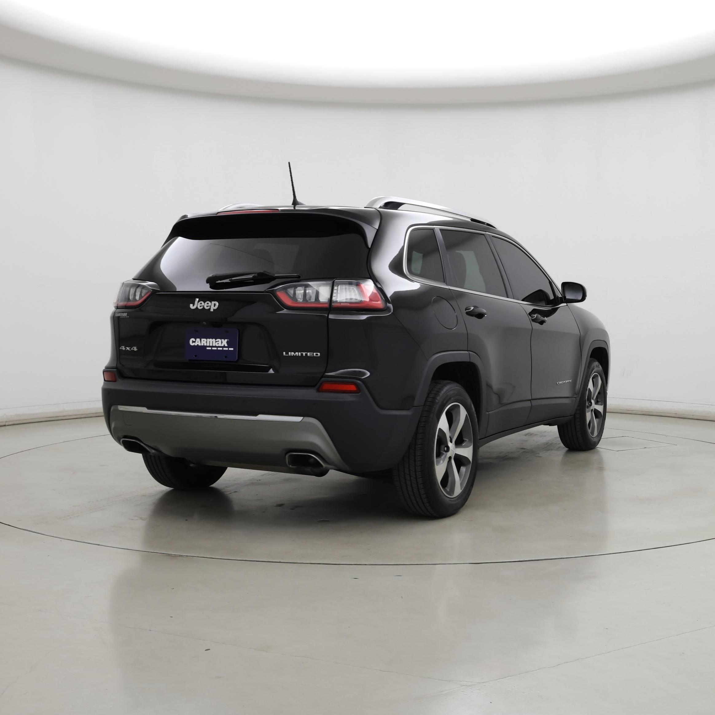 Thumbnail: 2020 Jeep Cherokee - 8