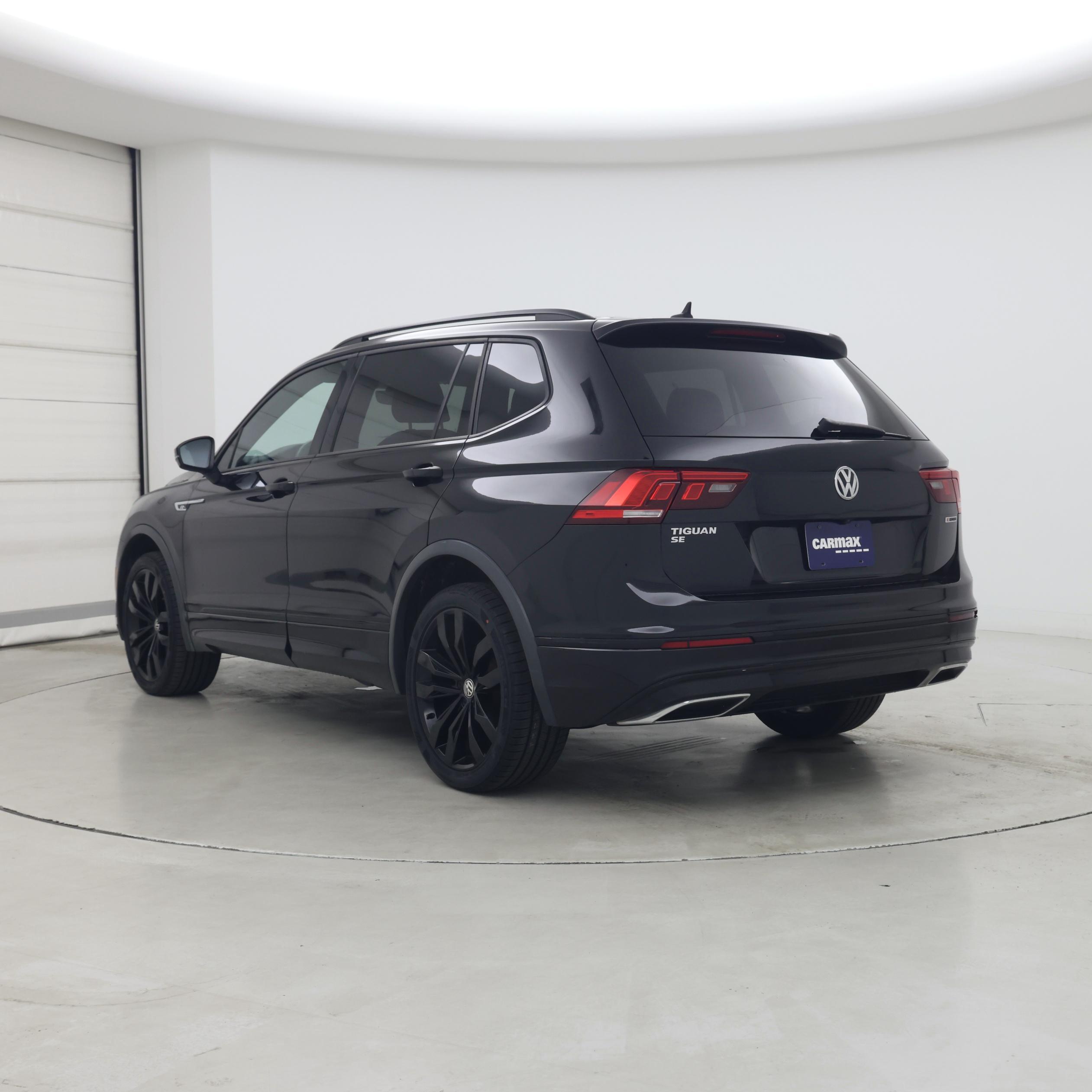 Thumbnail: 2020 Volkswagen Tiguan - 2