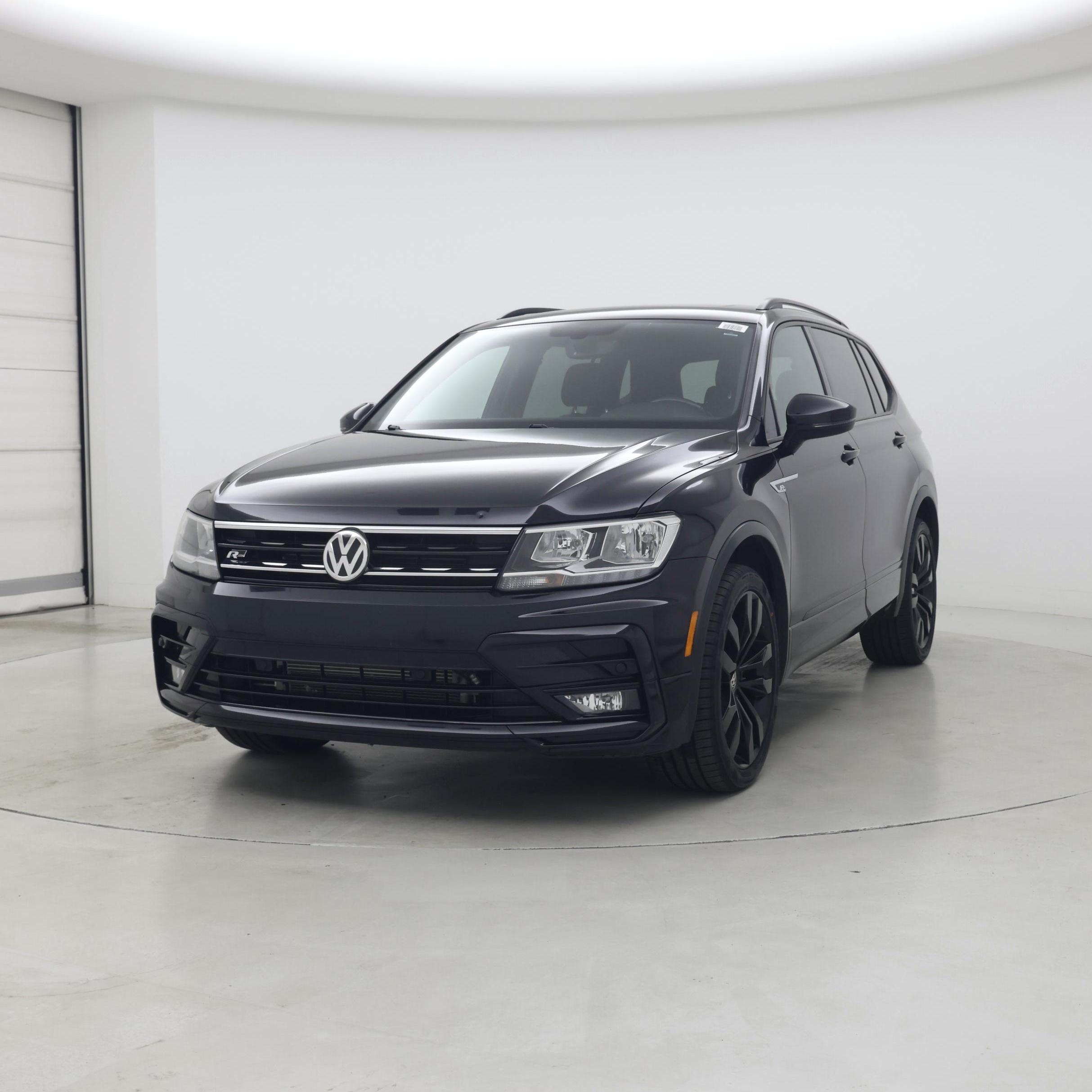 Thumbnail: 2020 Volkswagen Tiguan - 4