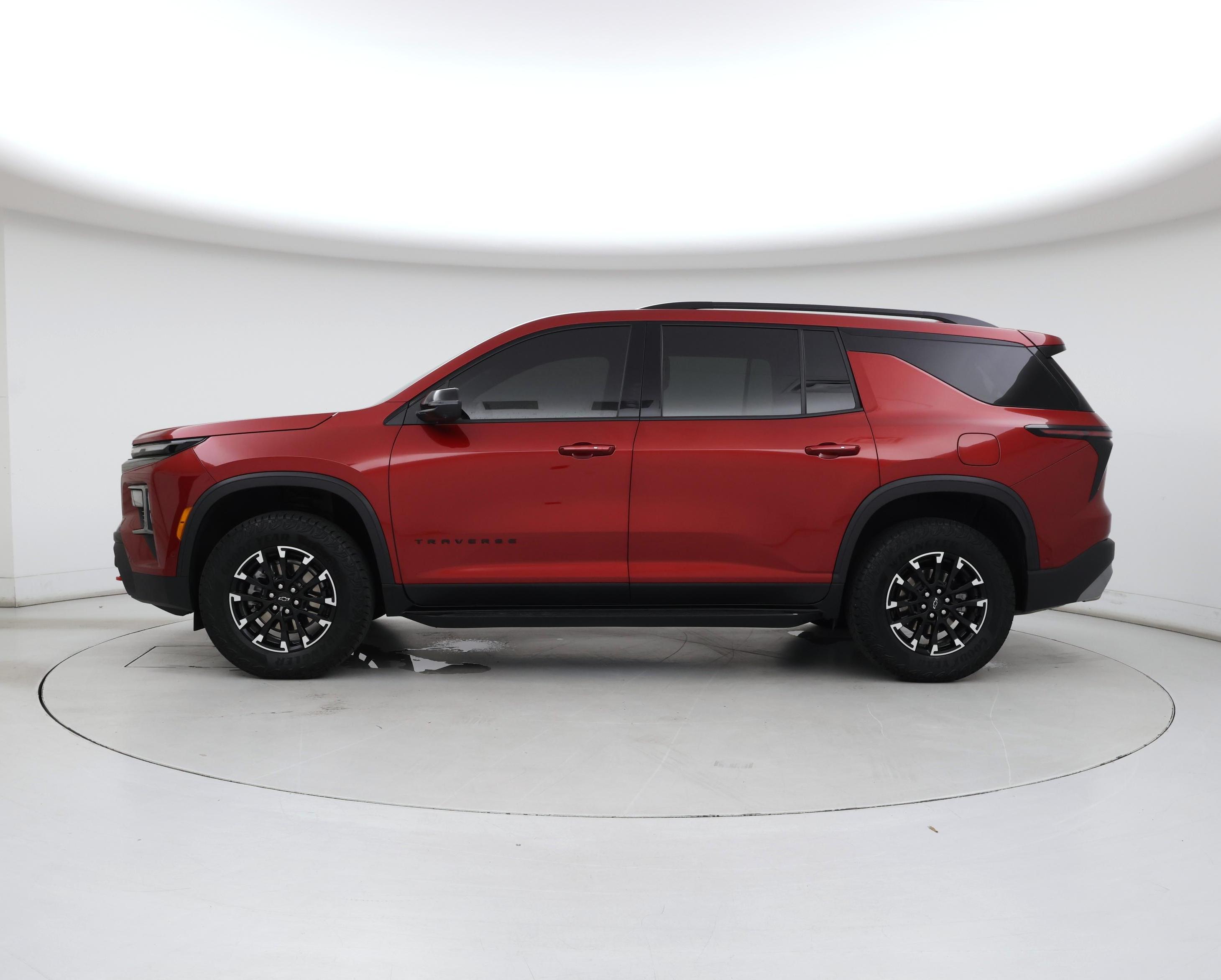 Thumbnail: 2024 Chevrolet Traverse - 3