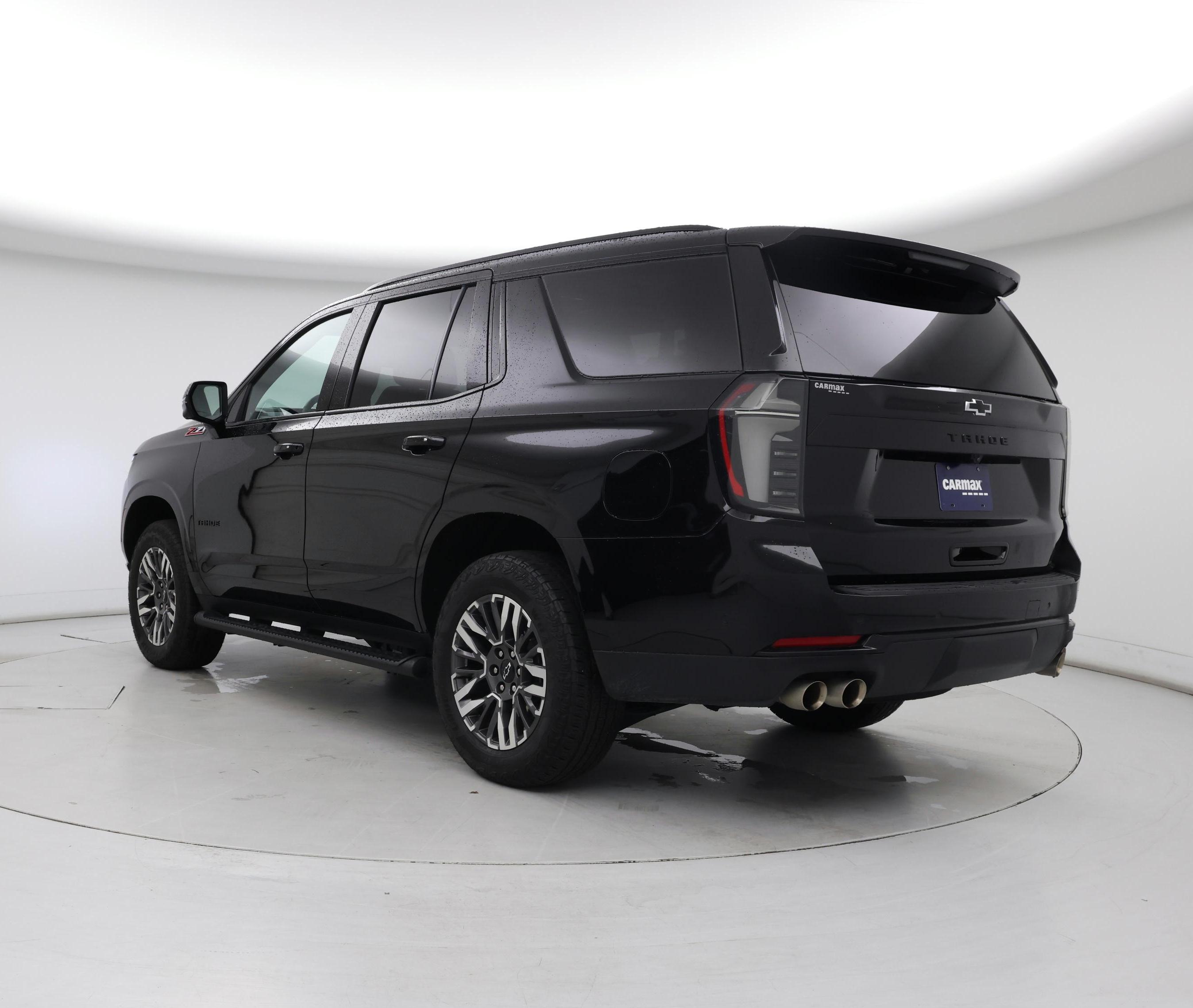 Thumbnail: 2025 Chevrolet Tahoe - 2