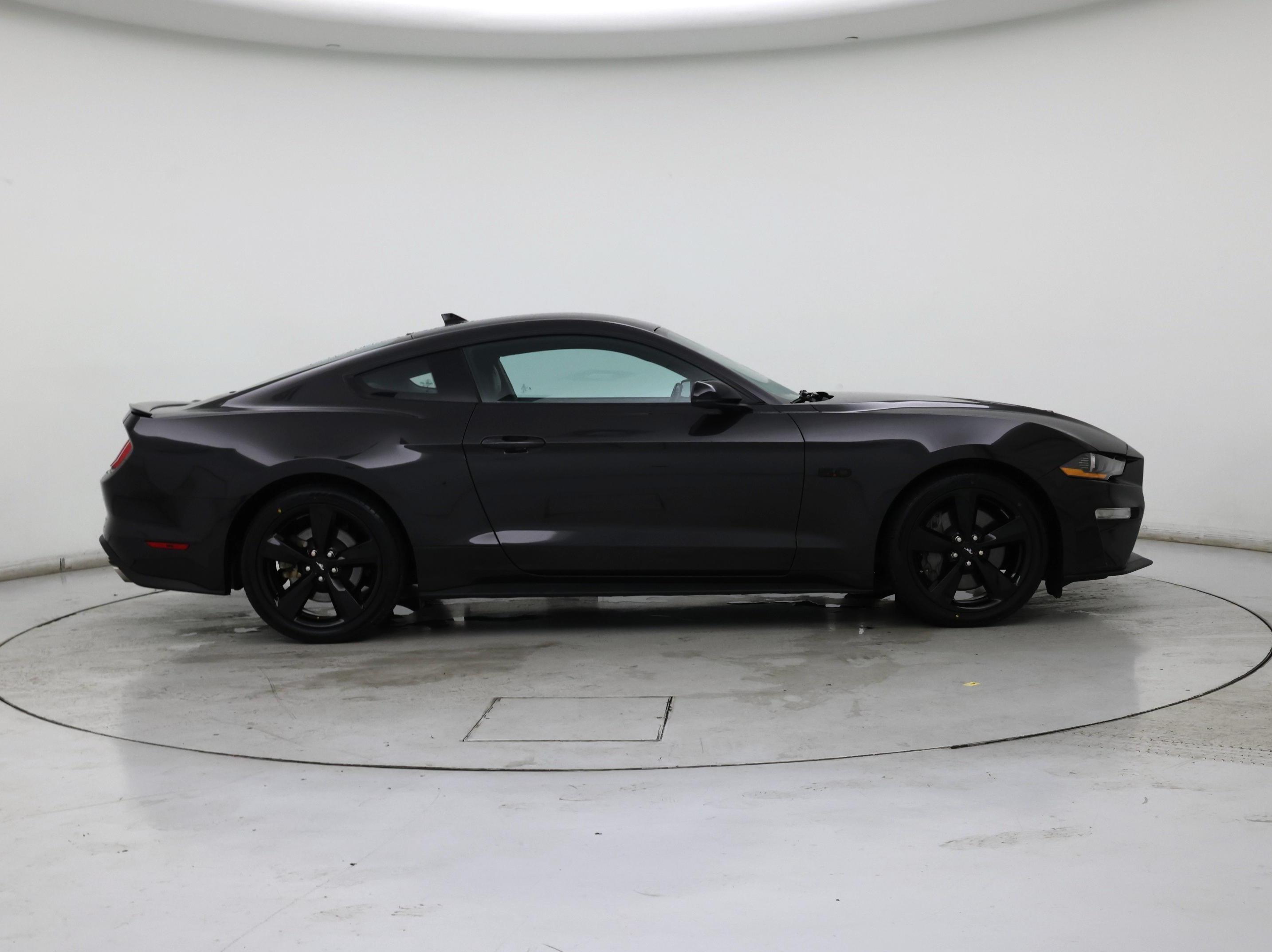 Thumbnail: 2022 Ford Mustang - 7