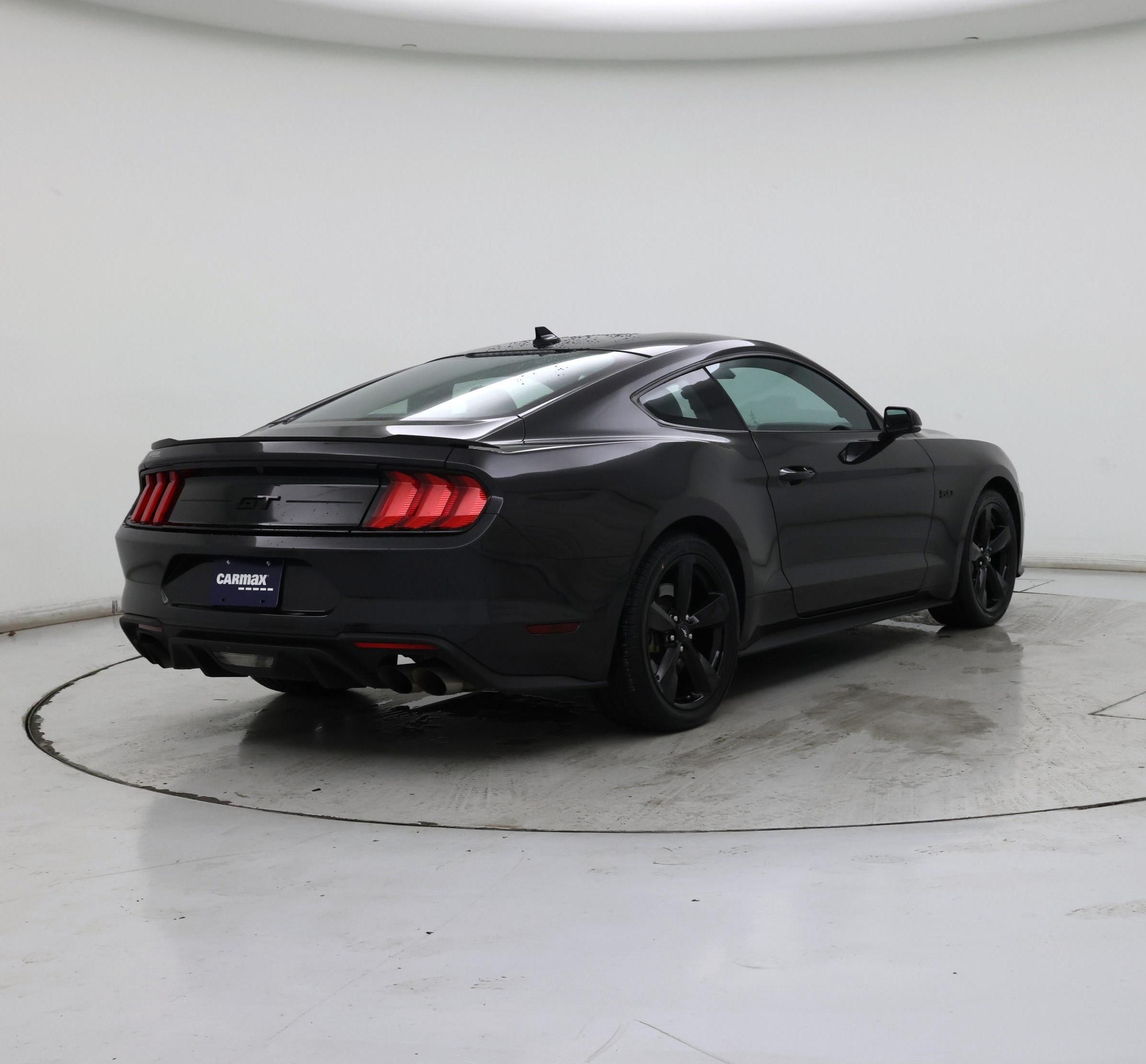 Thumbnail: 2022 Ford Mustang - 8