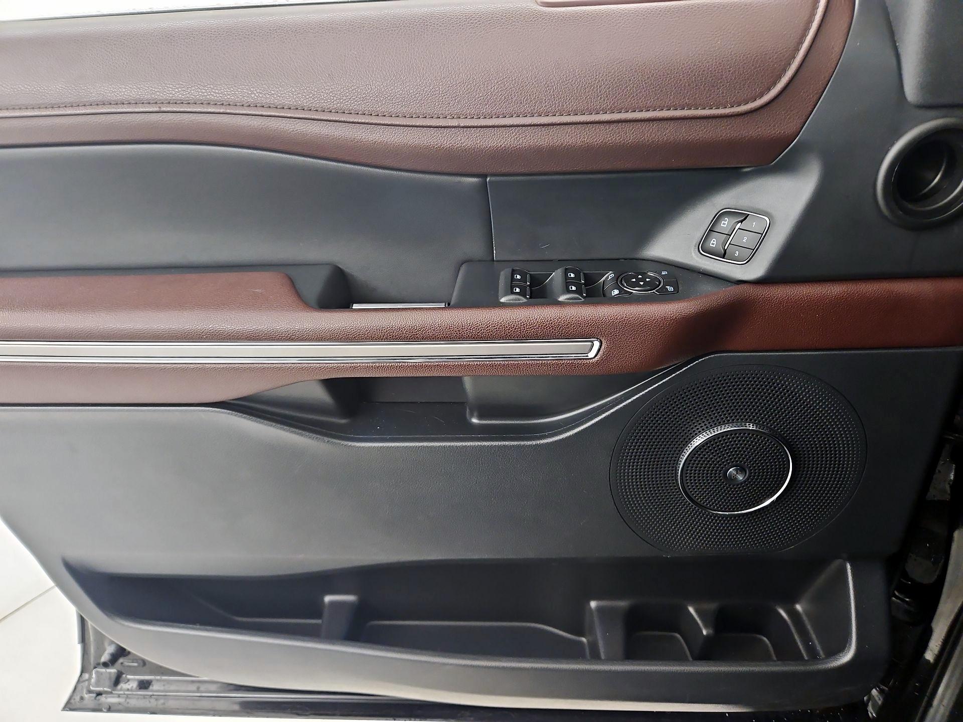Thumbnail: 2022 Ford Expedition MAX - 12