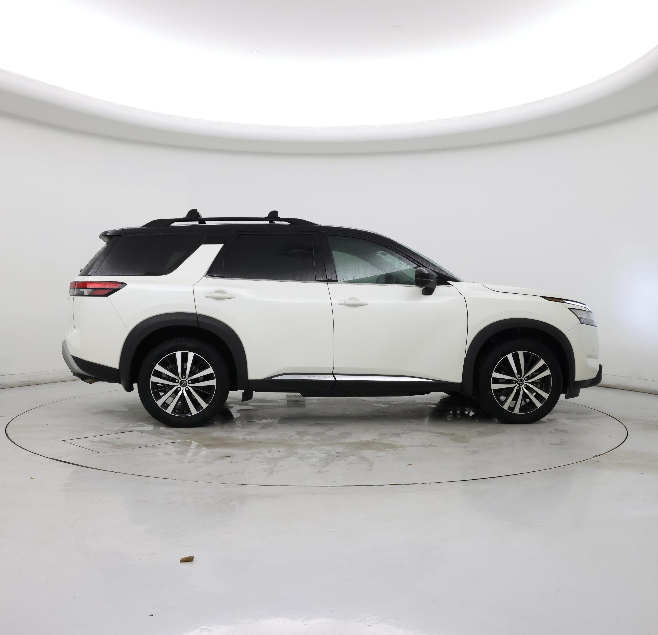 Thumbnail: 2024 Nissan Pathfinder - 7