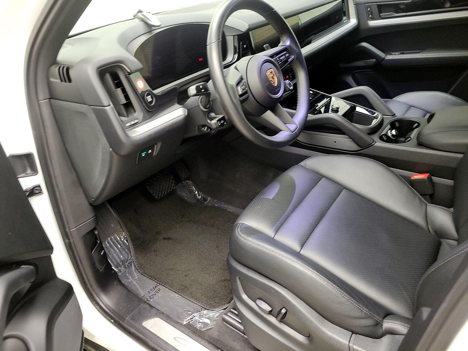 Thumbnail: 2024 Porsche Cayenne - 11
