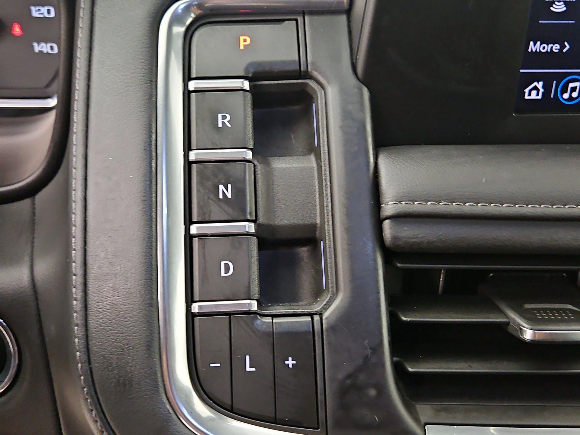 Thumbnail: 2023 Chevrolet Tahoe - 17