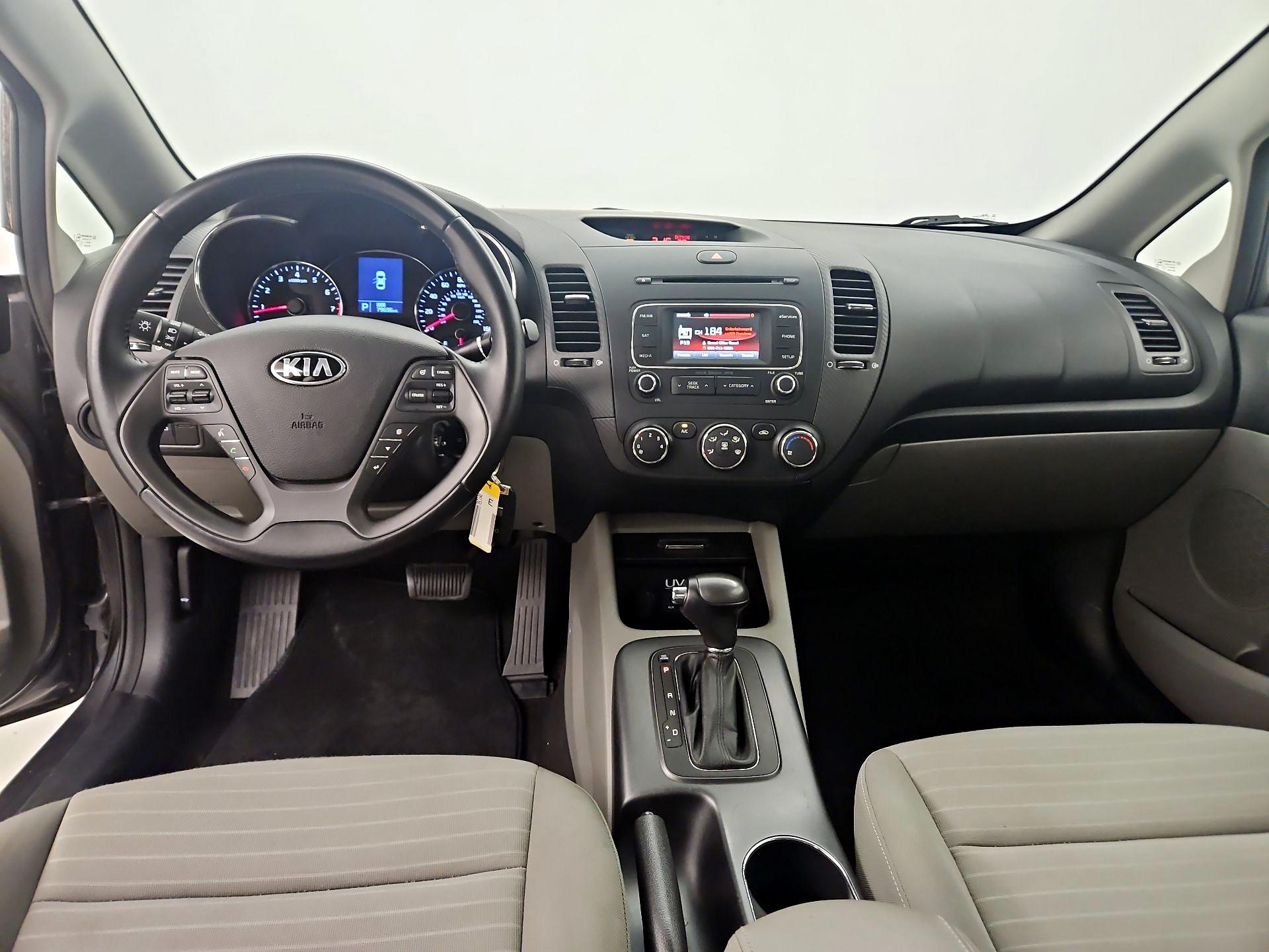 Thumbnail: 2015 Kia Forte - 9