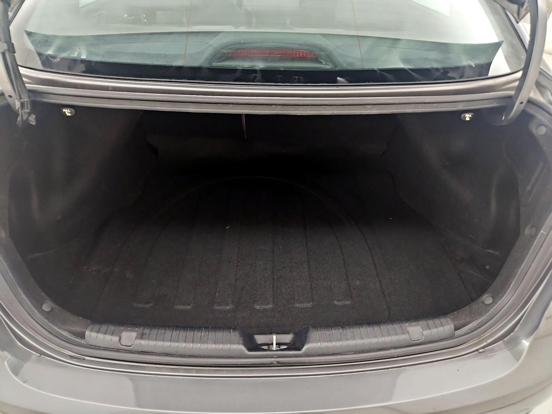 Thumbnail: 2015 Kia Forte - 20