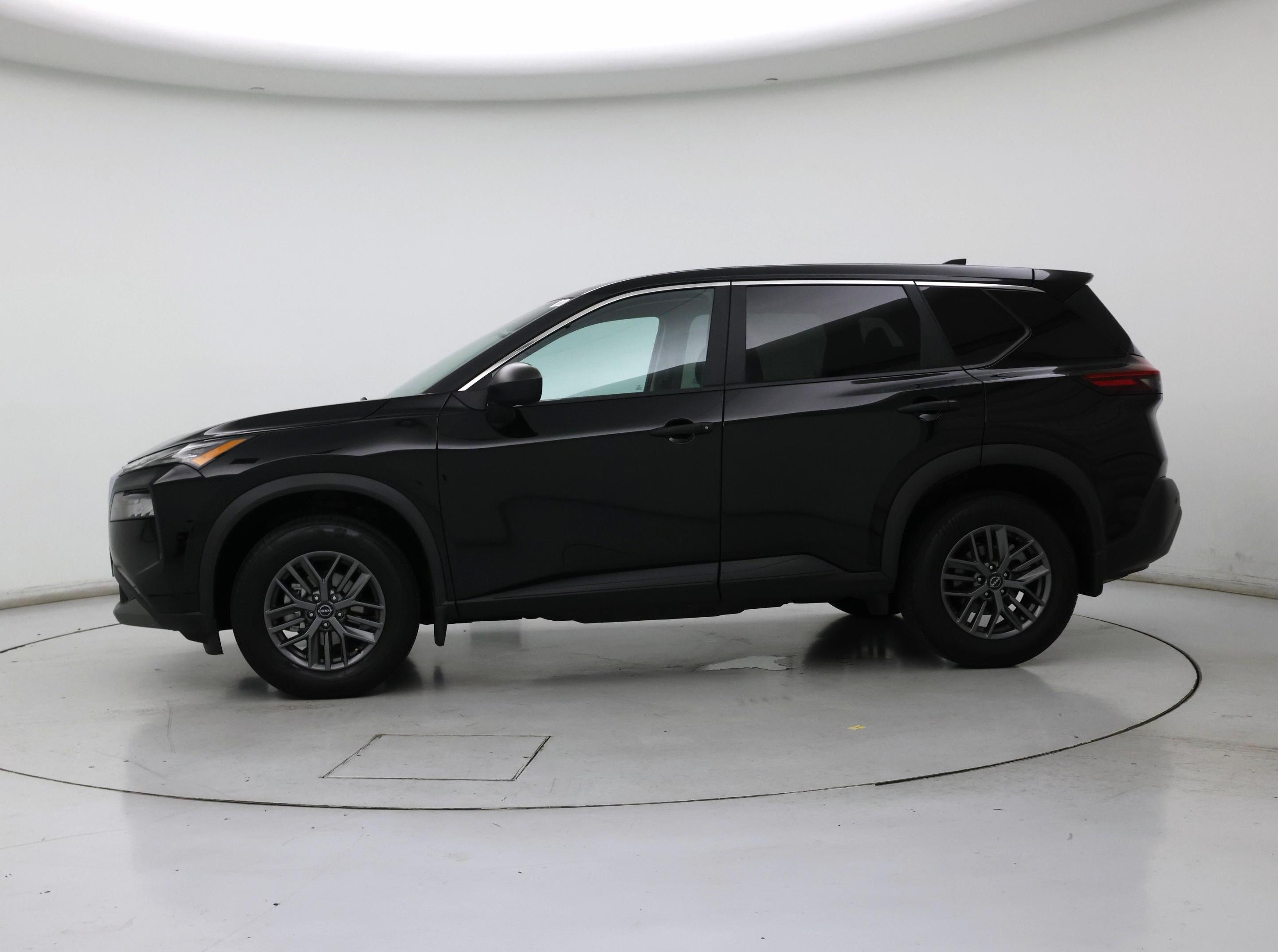 Thumbnail: 2023 Nissan Rogue - 3