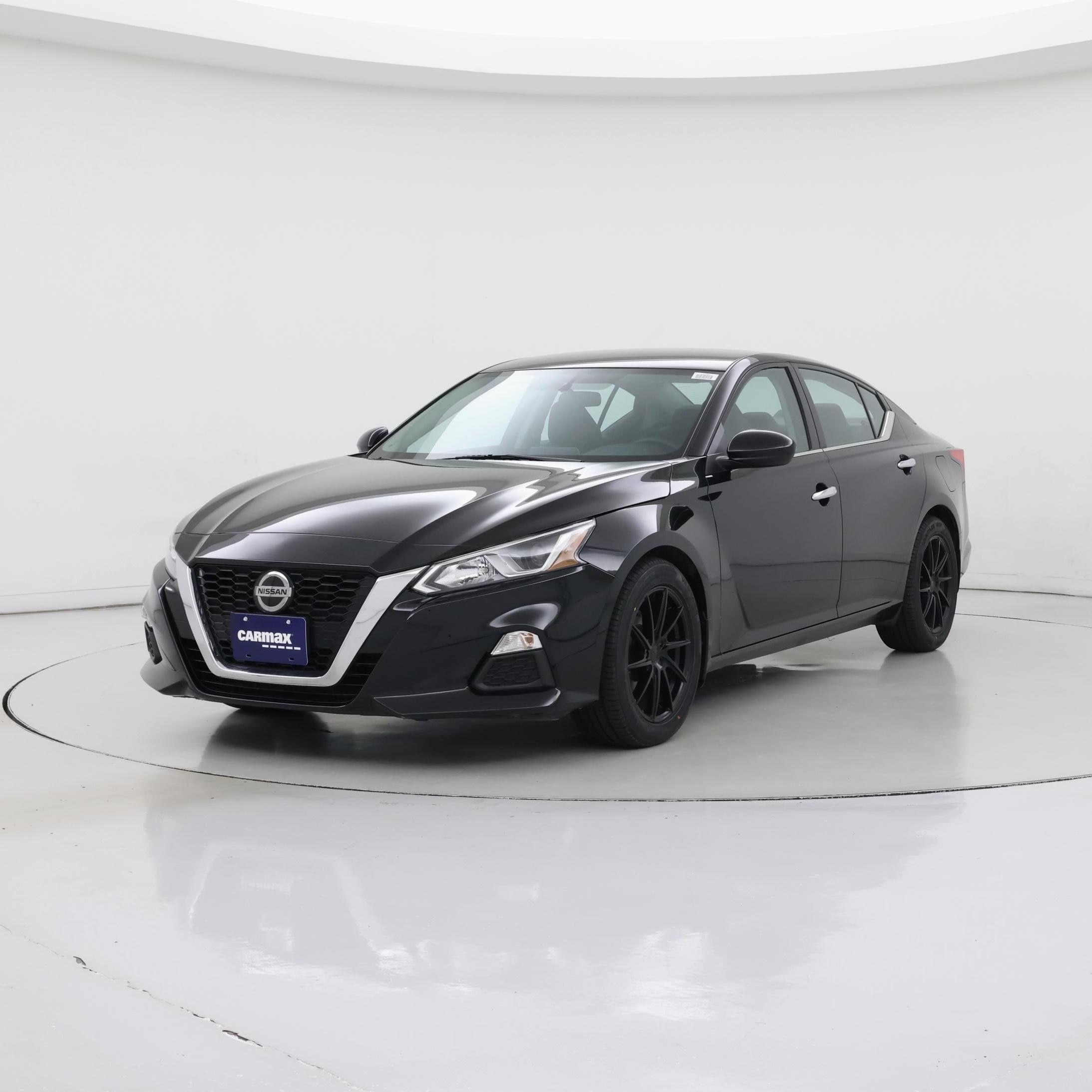 Thumbnail: 2020 Nissan Altima - 4