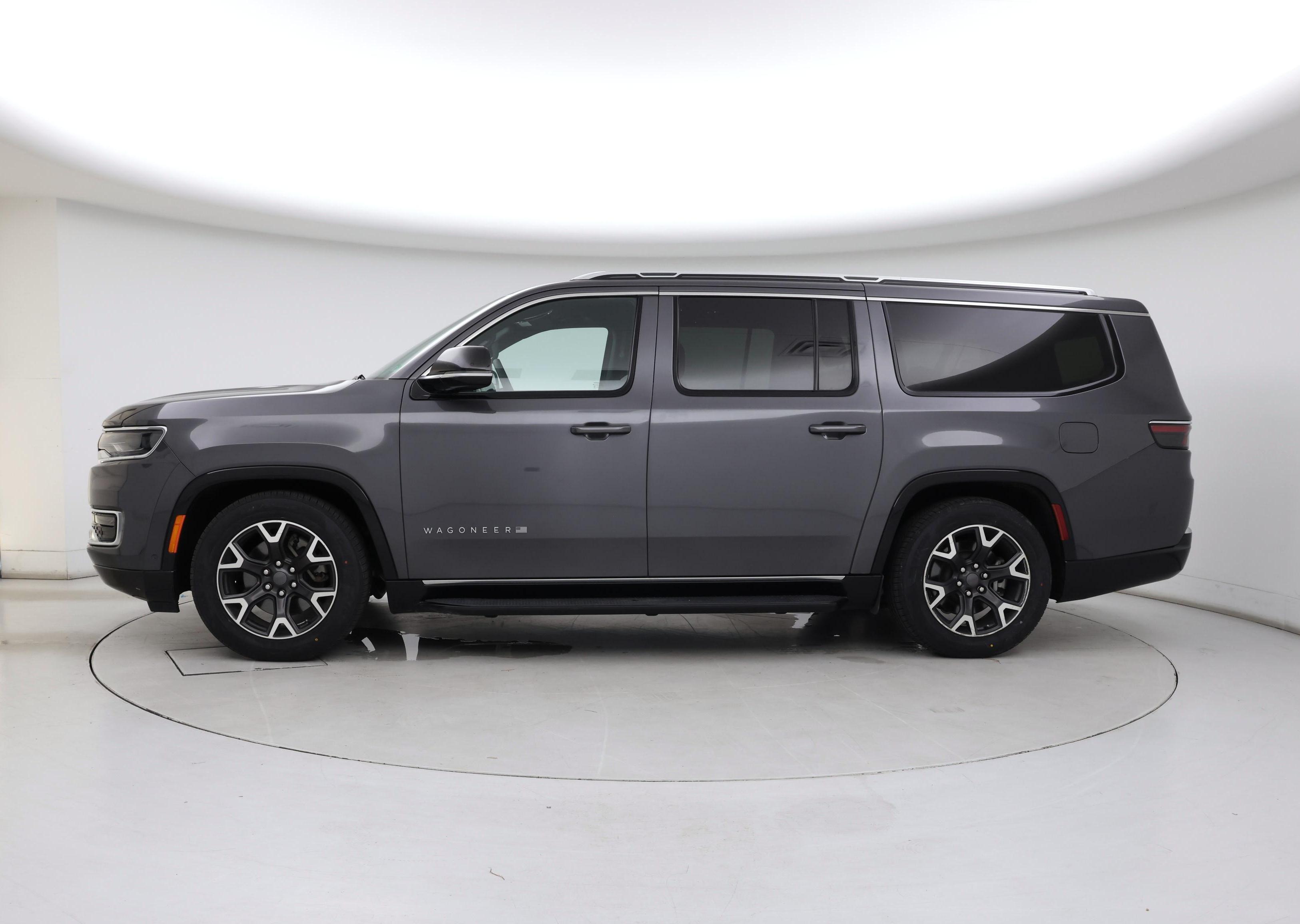 Thumbnail: 2023 Jeep Wagoneer - 3