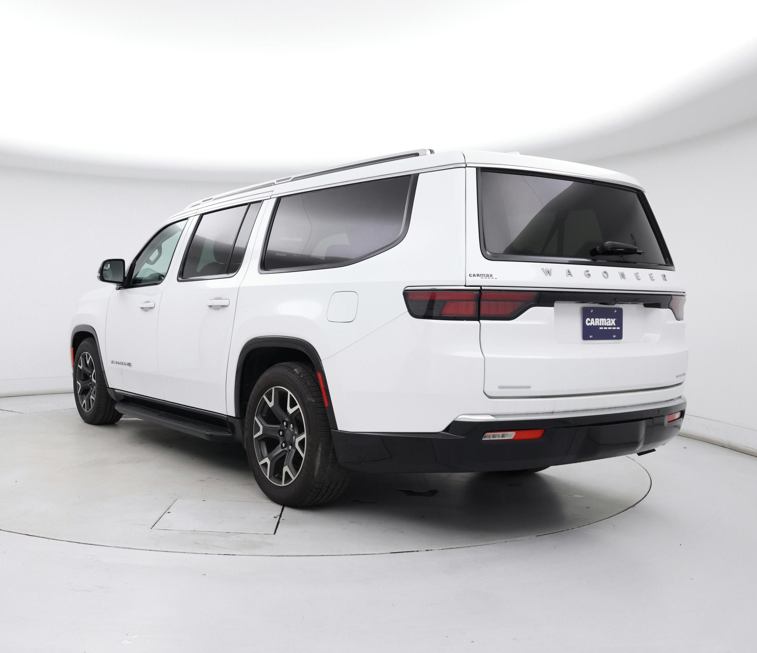 Thumbnail: 2023 Jeep Wagoneer - 2