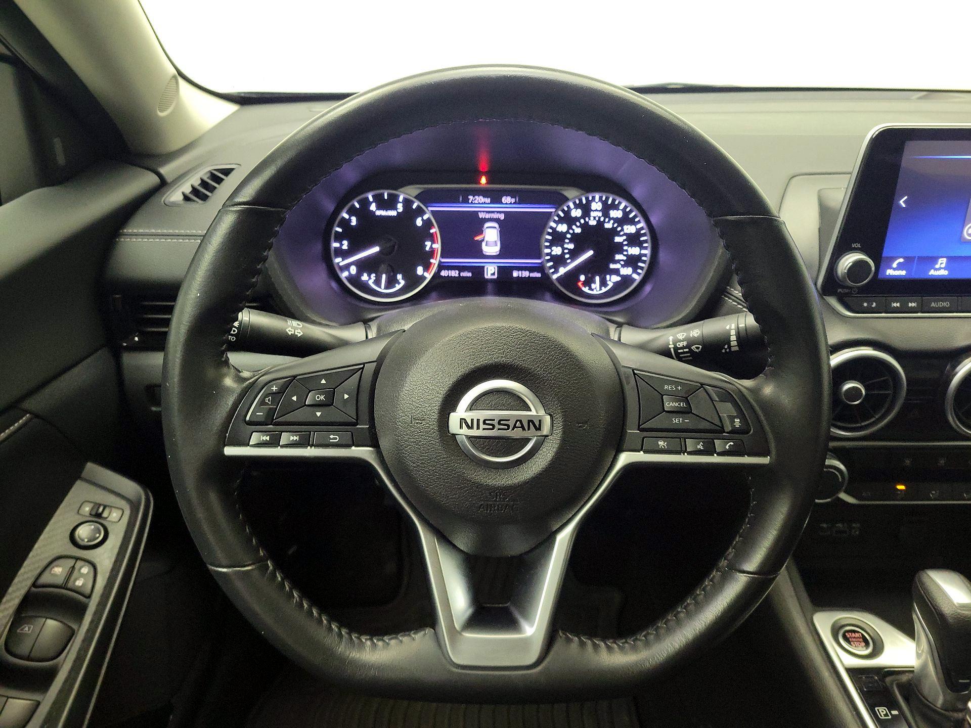 Thumbnail: 2022 Nissan Sentra - 10