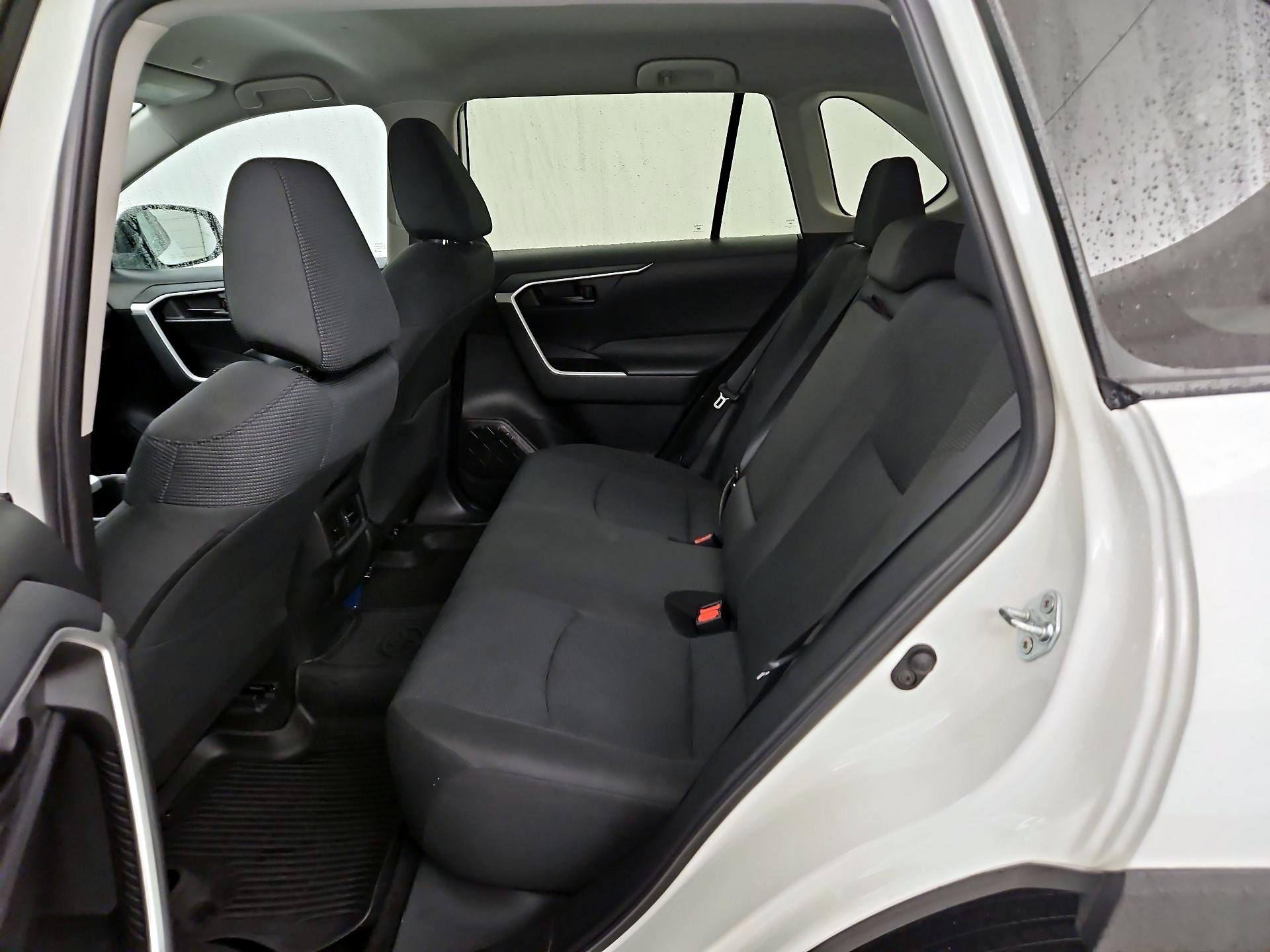 Thumbnail: 2023 Toyota RAV4 - 19