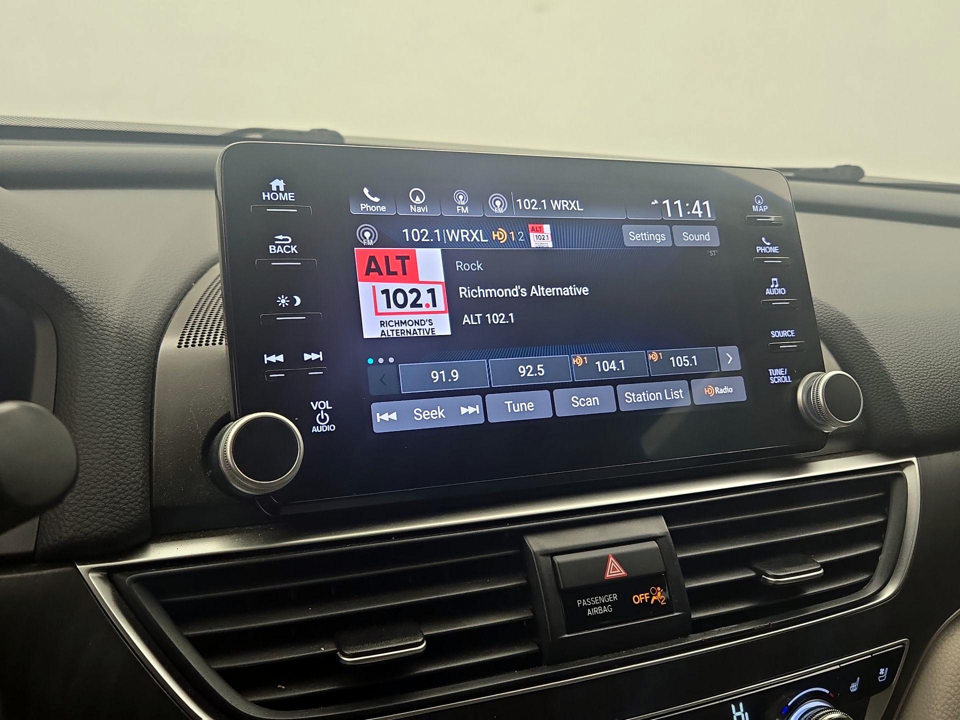 Thumbnail: 2018 Honda Accord - 16